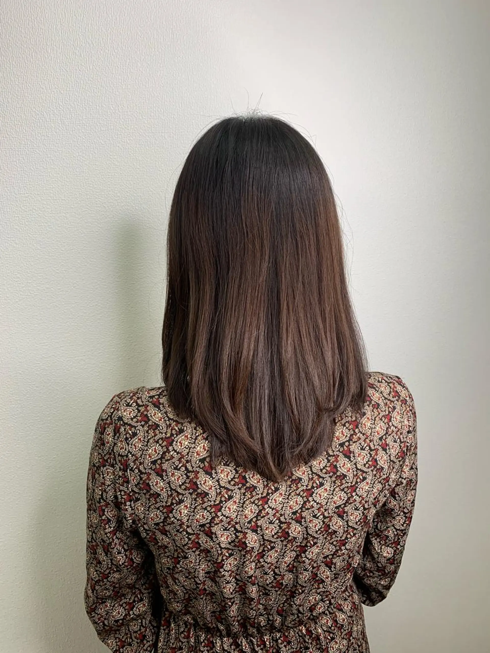 セミロング セミロングパーマ ハイライト 髪質改善 縮毛矯正 【清瀬】パサツキ 広がり改善川合剛史のヘアスタイル