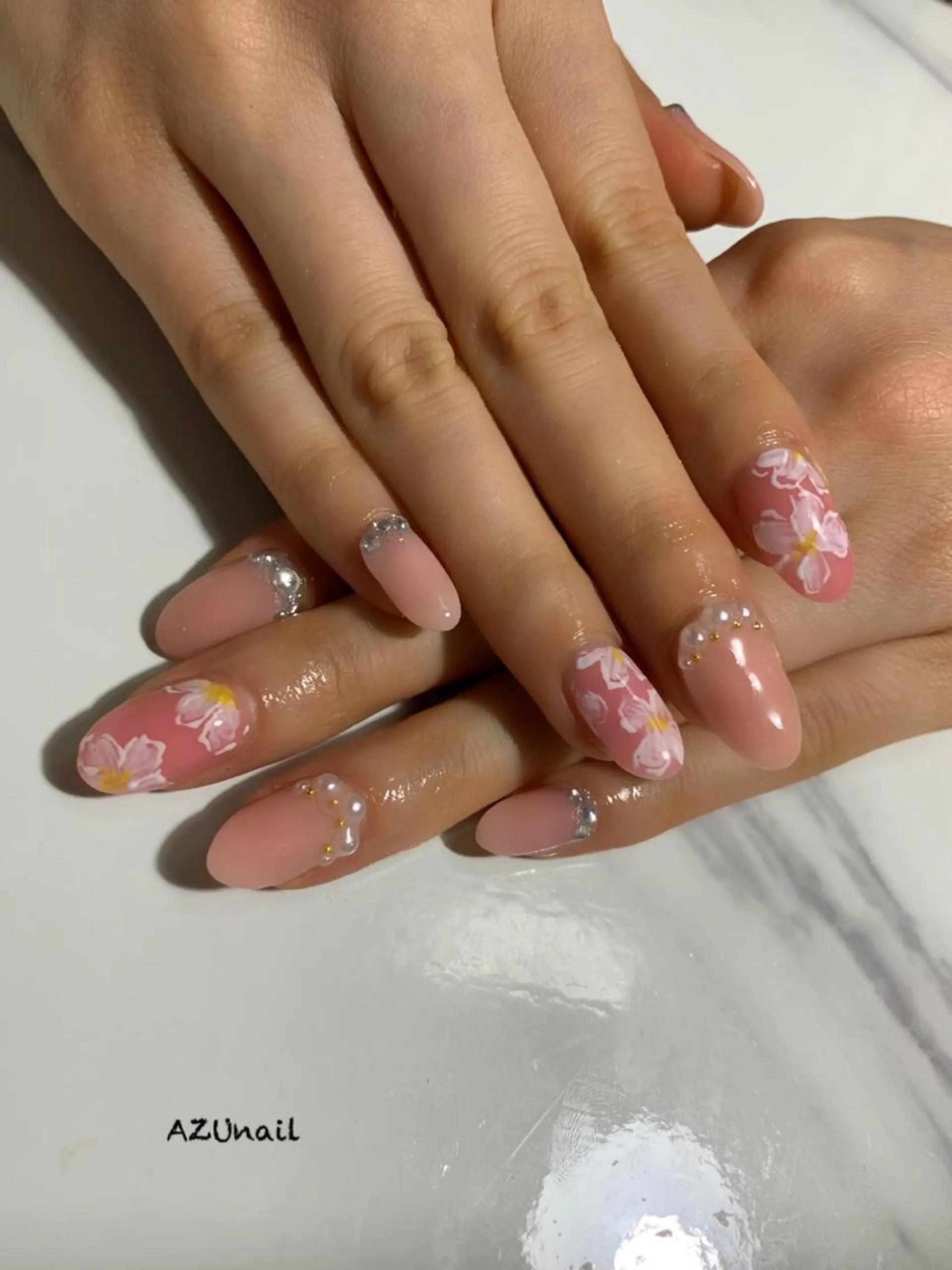 ネイル AZU nailのネイルデザイン
