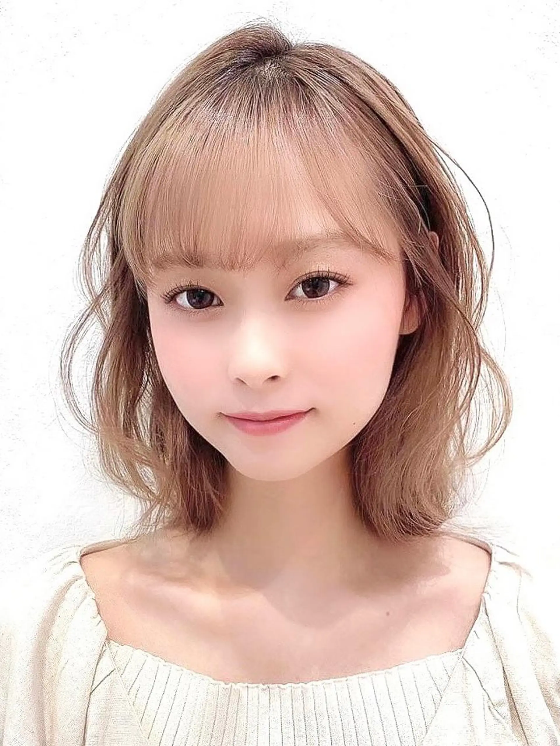 セミロング カラー パーマ ヘアアレンジ 韓国・韓国ヘア 髪質改善のヘアスタイル