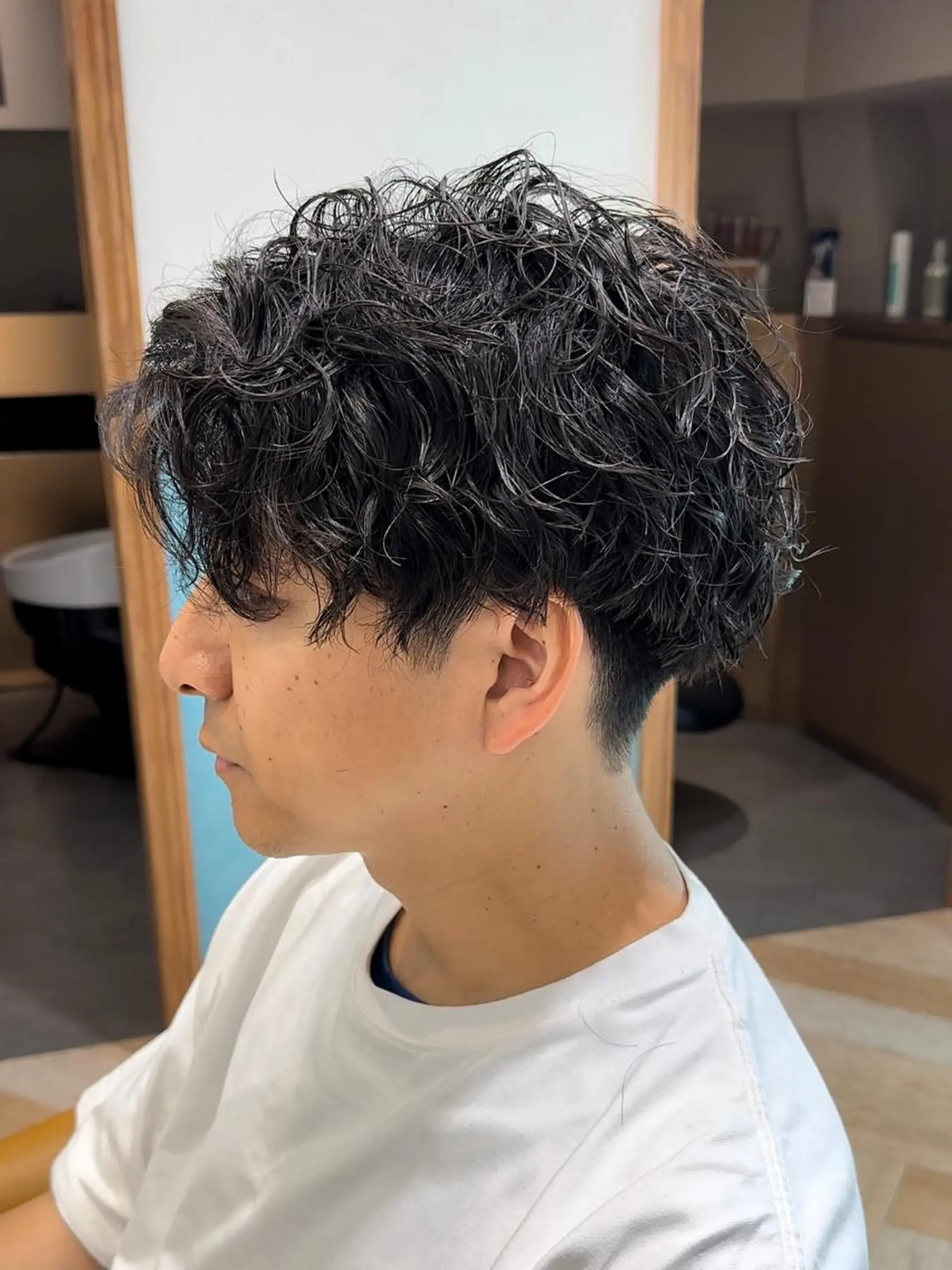 ショート パーマ メンズ メンズパーマ スパイラルパーマ カット パーマ 【池袋店 店長】伊藤 昂樹/曲がる縮毛矯正のヘアスタイル