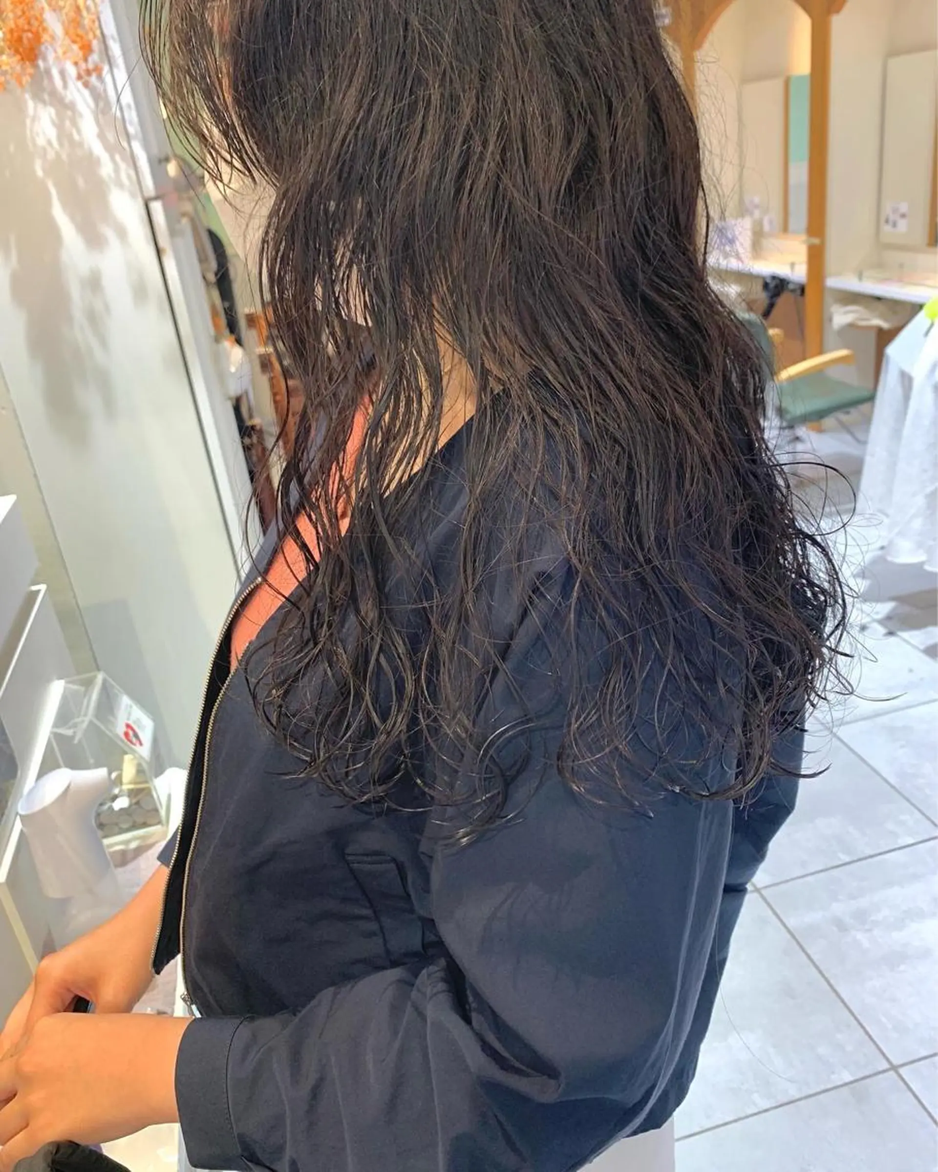 ロング 田中 未澪のヘアスタイル