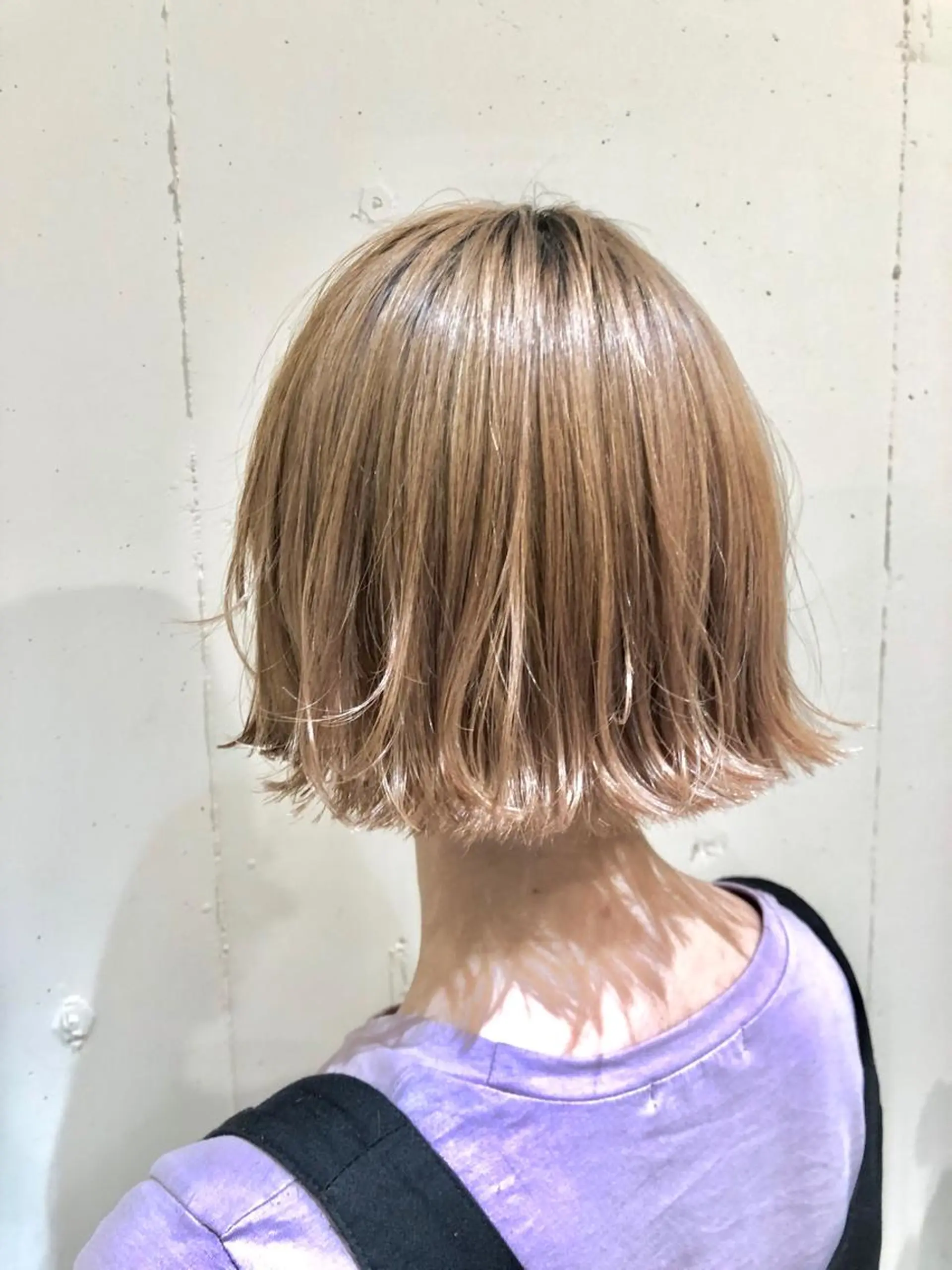 ショート カラー パーマ ヘアアレンジ 切りっぱなしボブ バレイヤージュ 黒髪 グラデーションカラー グレージュ 【ツヤ髪美容師】 ツダケイスケのヘアスタイル
