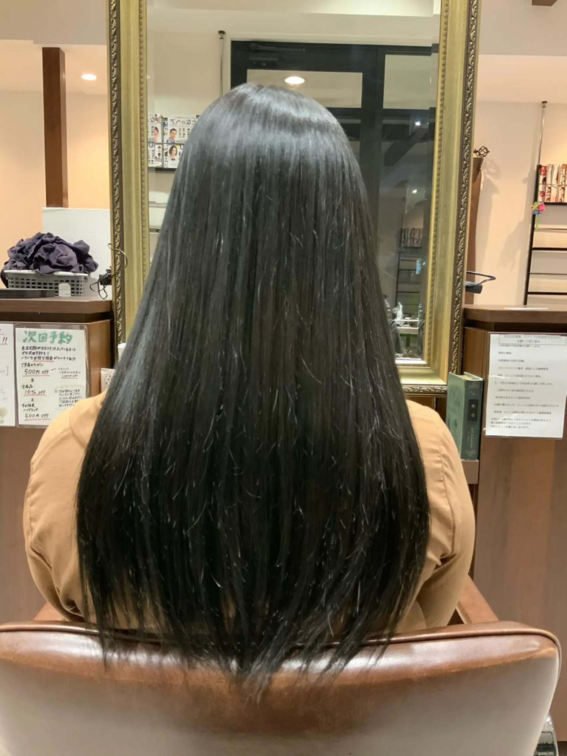 ロング カラー 🌿ストレート🌿 髪質改善☘️シュウヤのヘアスタイル