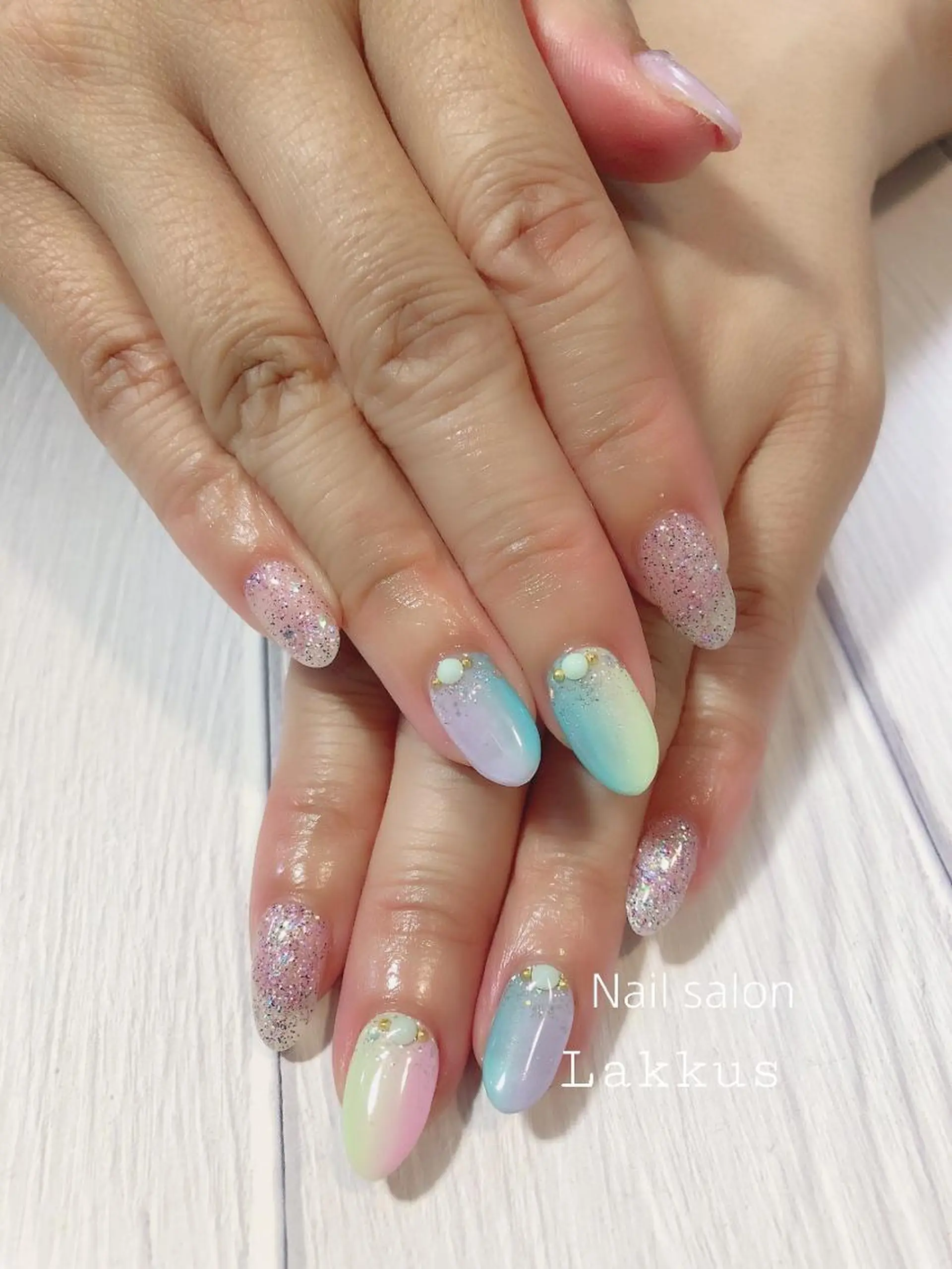 ネイル 夏ネイル Lakkus T－Mのネイルデザイン