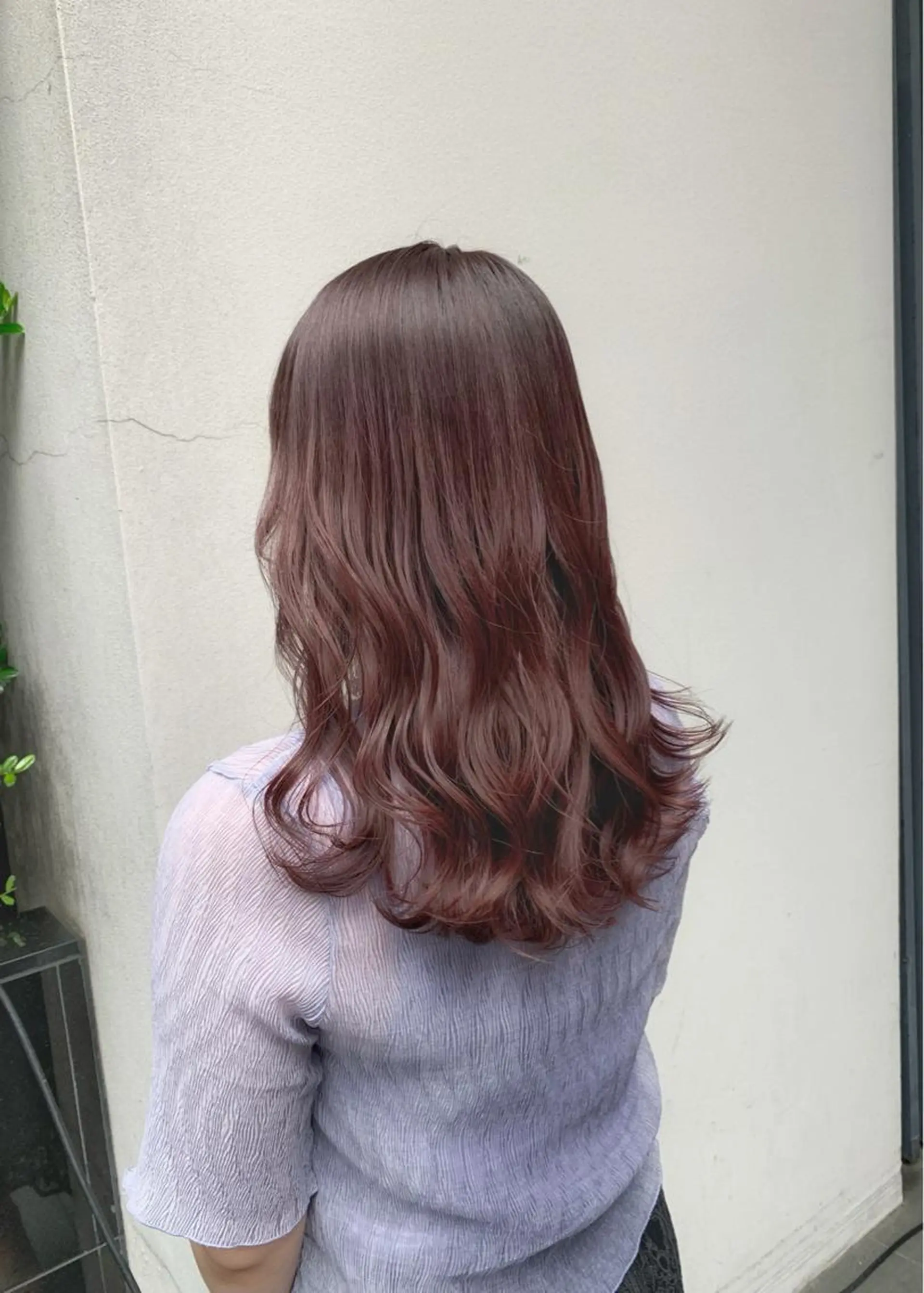 ミディアム カラー ブラウンカラー ピンクカラー ピンクブラウン 矢野 晃平のヘアスタイル