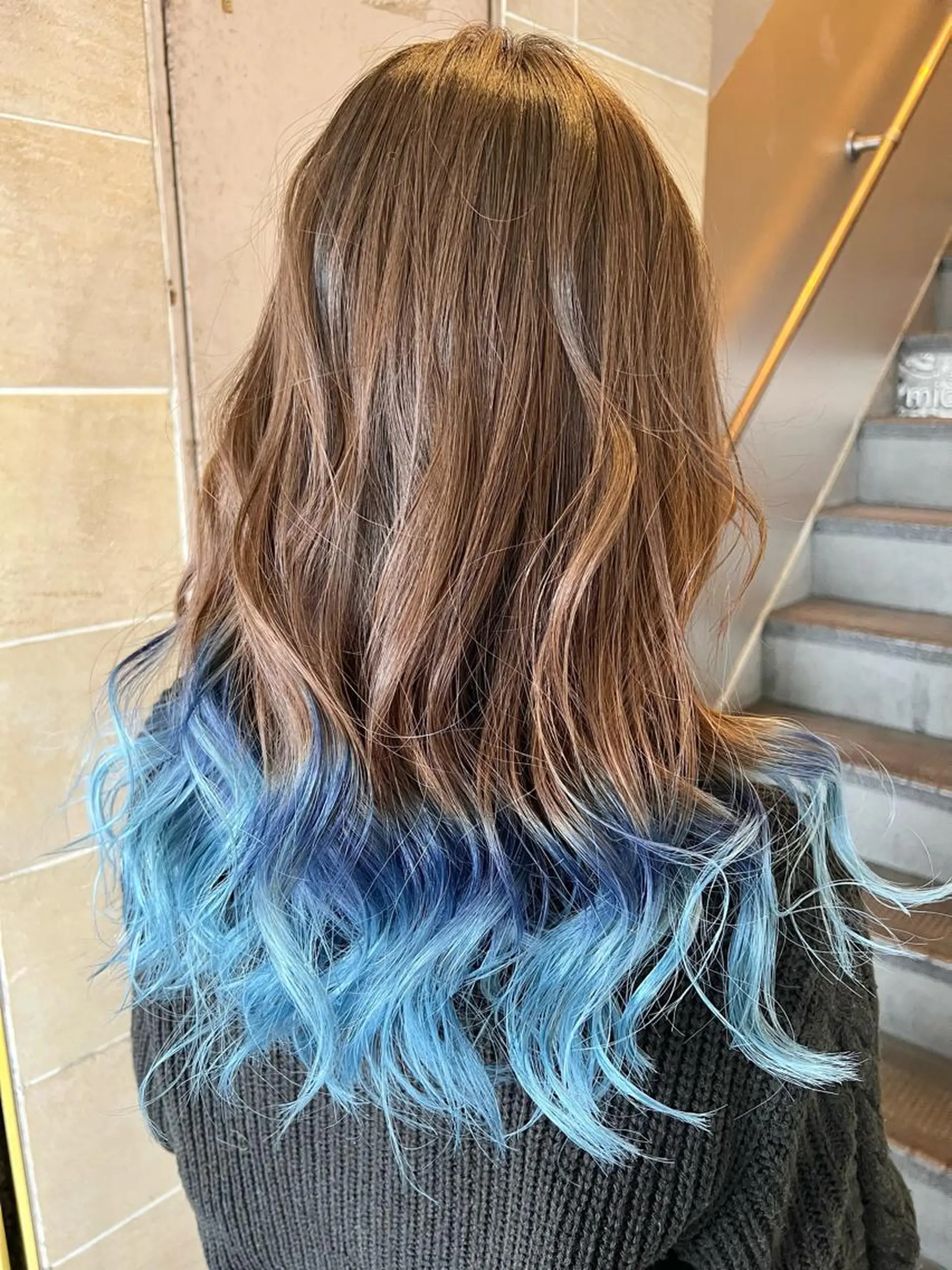 ロング カラー ヘアアレンジ ネイル マツエク・マツパ 水色 カット ヘアカラー トリートメント ブリーチ特化 / share 元太のヘアスタイル