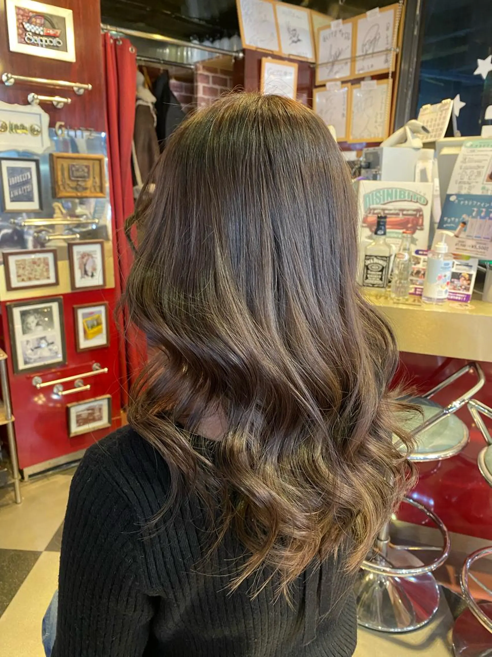 セミロング カラー カット ヘアカラー トリートメント レイヤーカット/ カラー/長谷恵花のヘアスタイル