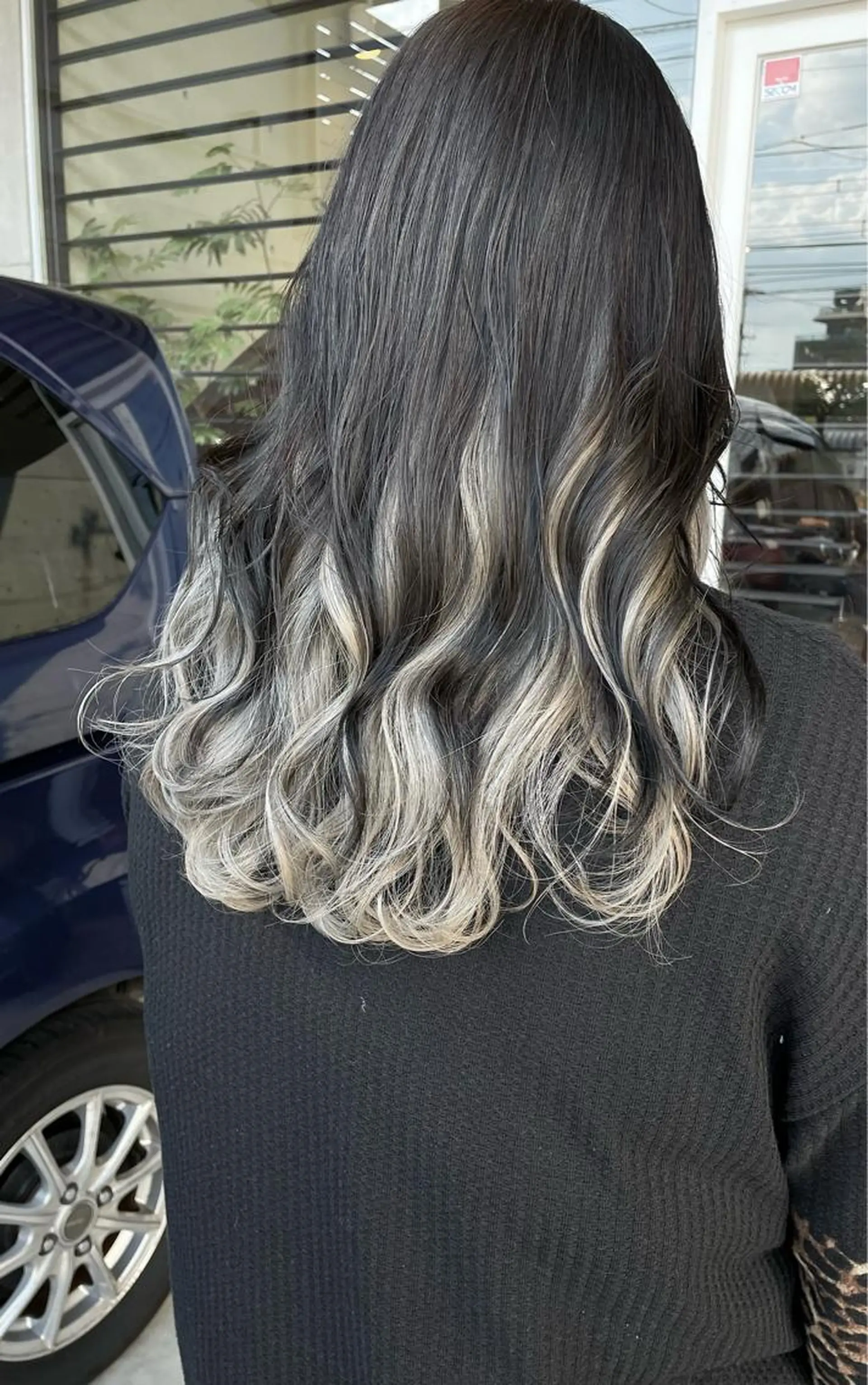 ロング カラー 日高 香織のヘアスタイル