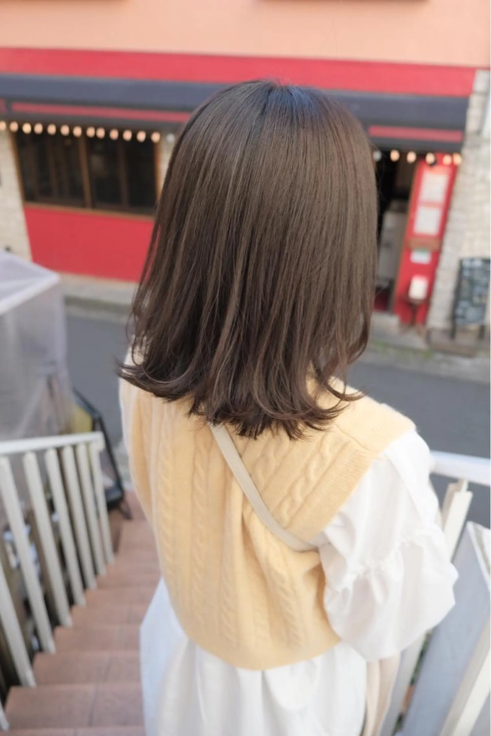 ミディアム カラー 外ハネヘア ヘアカラー SALOWIN 下北沢　No.R所属・カット・ヘアケア特化 戸高昌紀のヘアスタイル