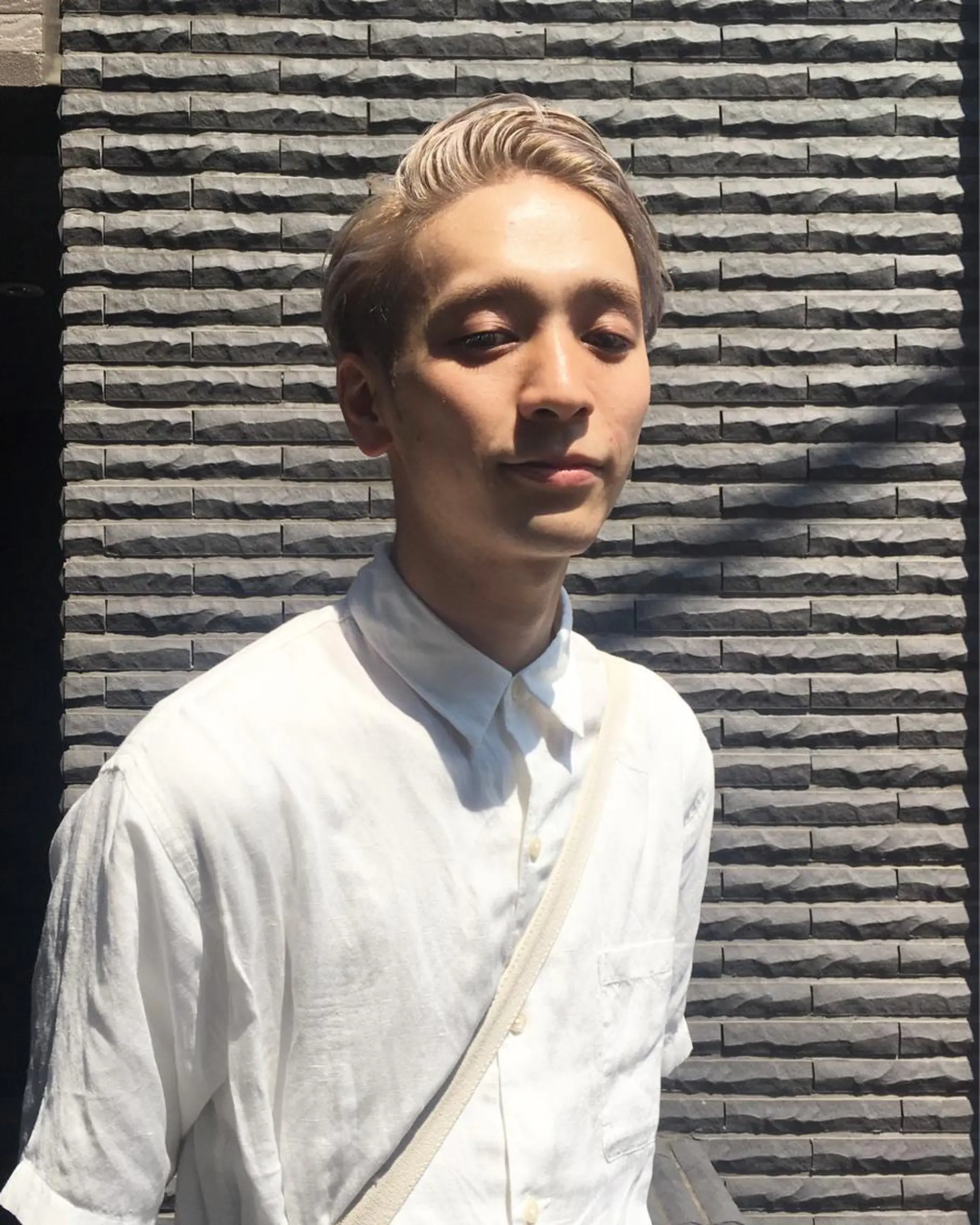 ショート カラー メンズ ベージュカラー ホワイトベージュ 外国人風カラー 山口 悟のヘアスタイル