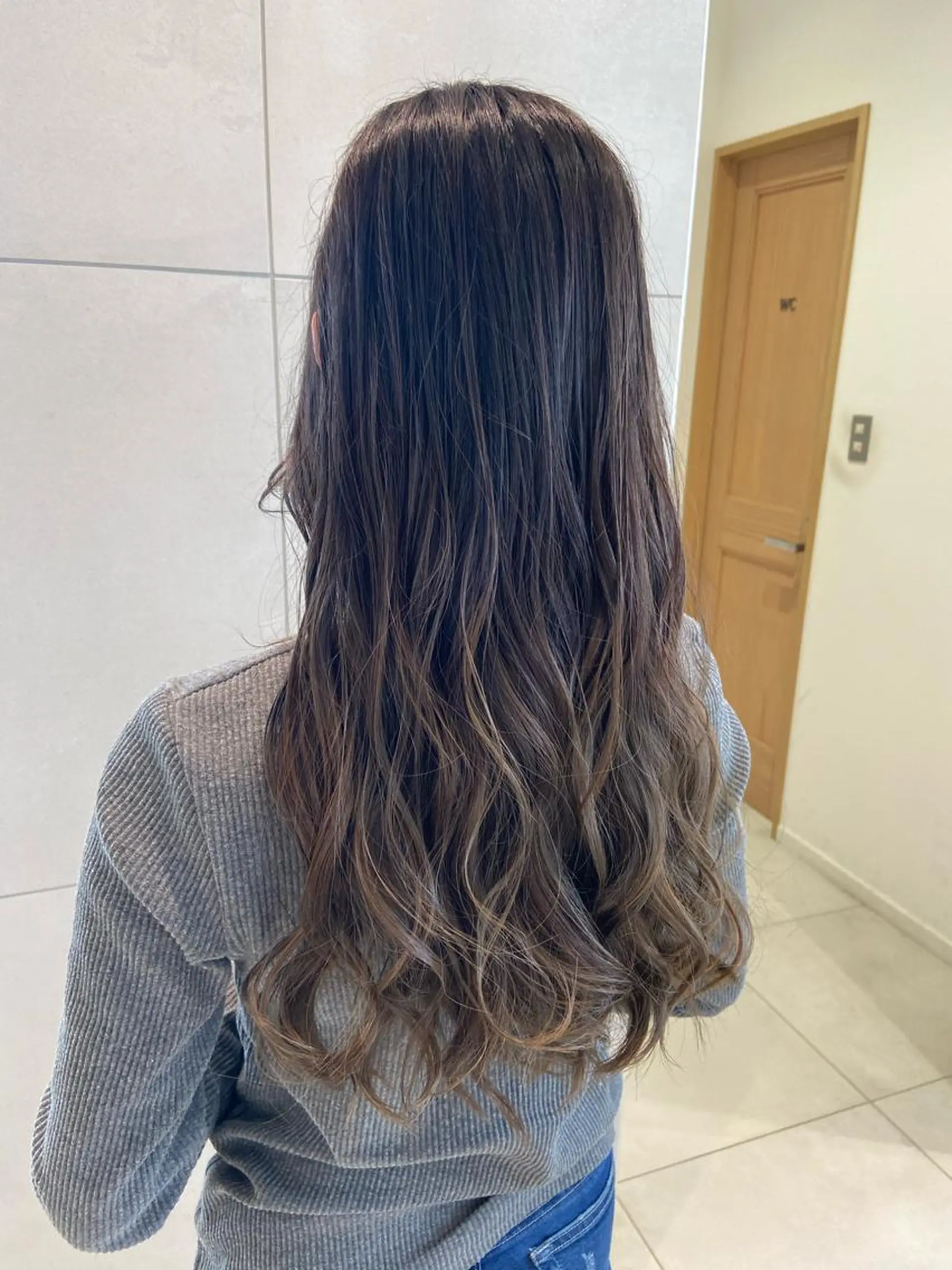 ロング カラー stylist 🌼 SHIONのヘアスタイル