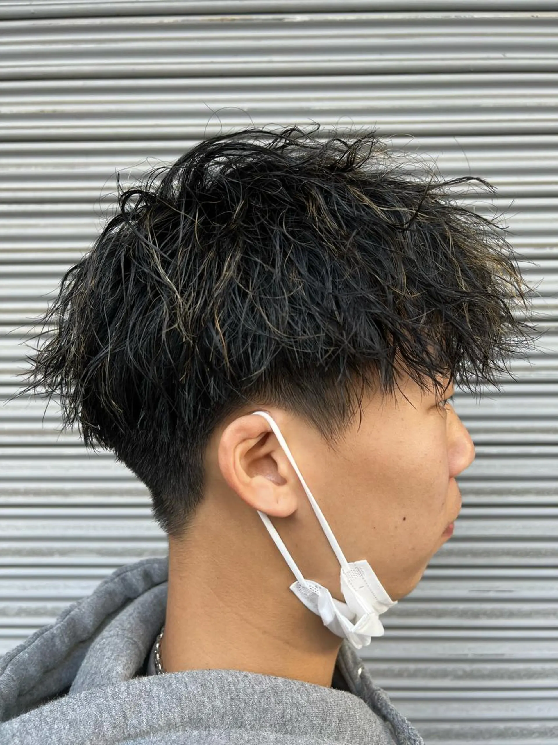 パーマ メンズ 糟谷 慈英のヘアスタイル