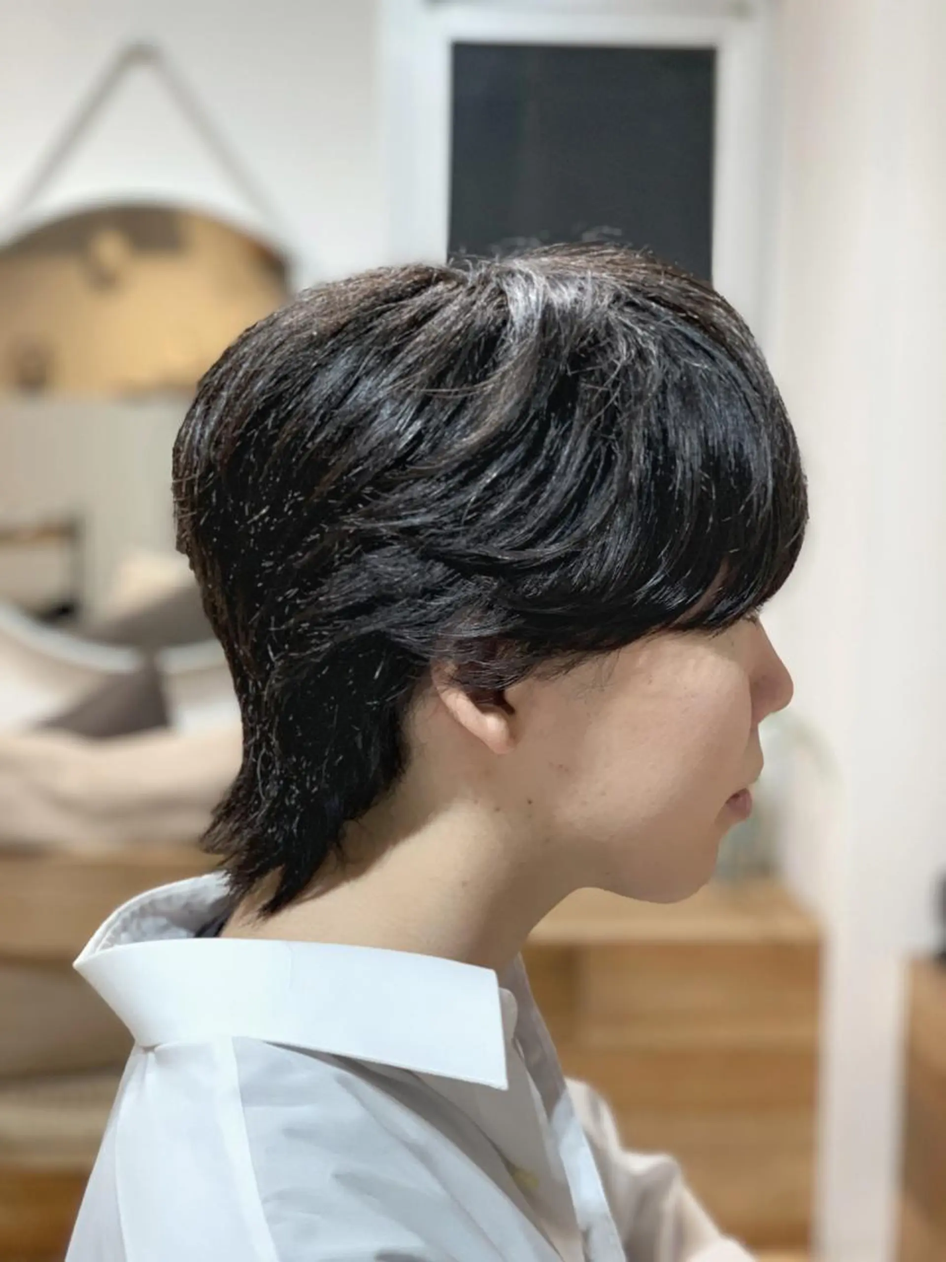 ミディアム パーマ メンズ メンズ韓国風 韓国マッシュ マッシュウルフ マッシュ メンズウルフカット カット ヘアセット メンズStylist 山根慧のヘアスタイル