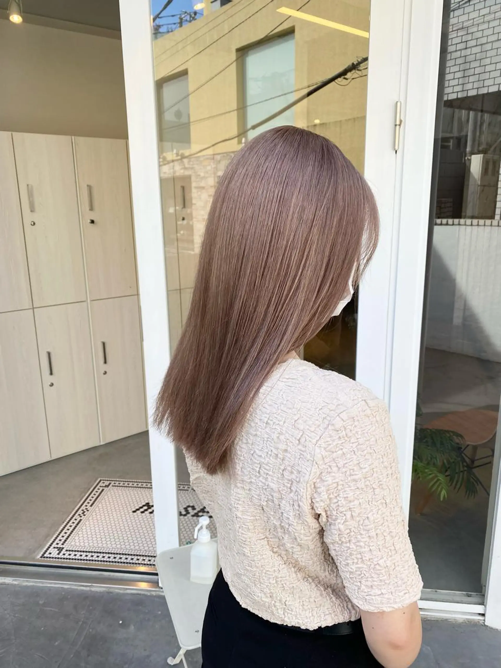 セミロング カラー カット ヘアカラー トリートメント ハイトーン×似合わせ 🌱中川慎之介のヘアスタイル