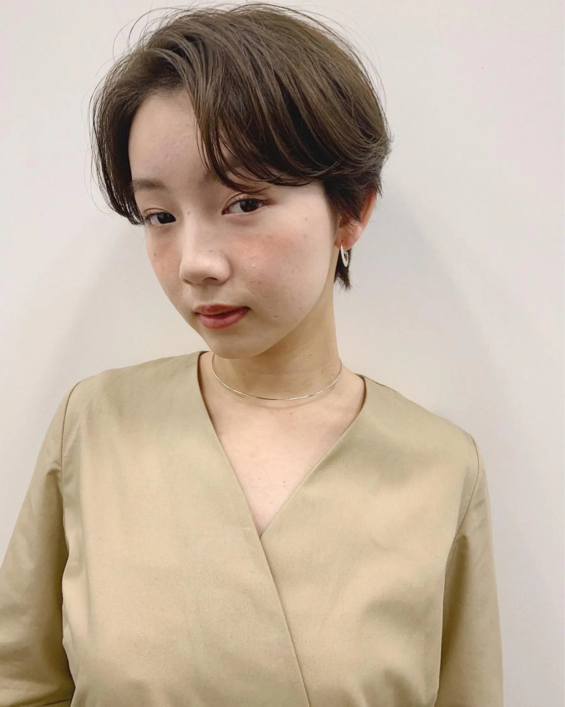 ショート カラー パーマ ヘアアレンジ ハンサムショート ショートヘア 小顔カット カット ヘアセット 松田 亮葉のヘアスタイル