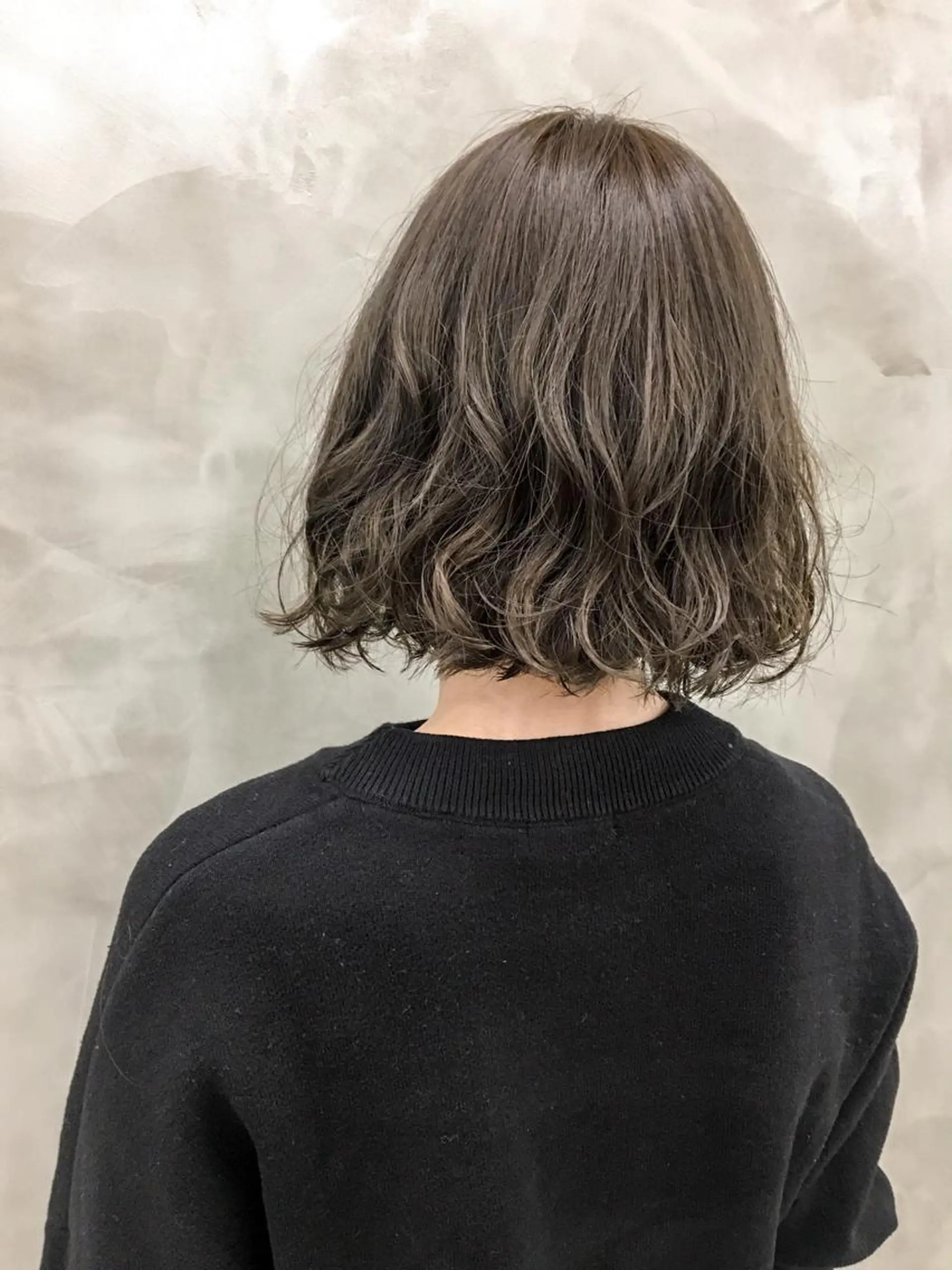 カラー 切りっぱなしボブ アッシュ イルミナカラー オレンジ ボブ ヘッドスパ (女性限定)🍋モエのヘアスタイル