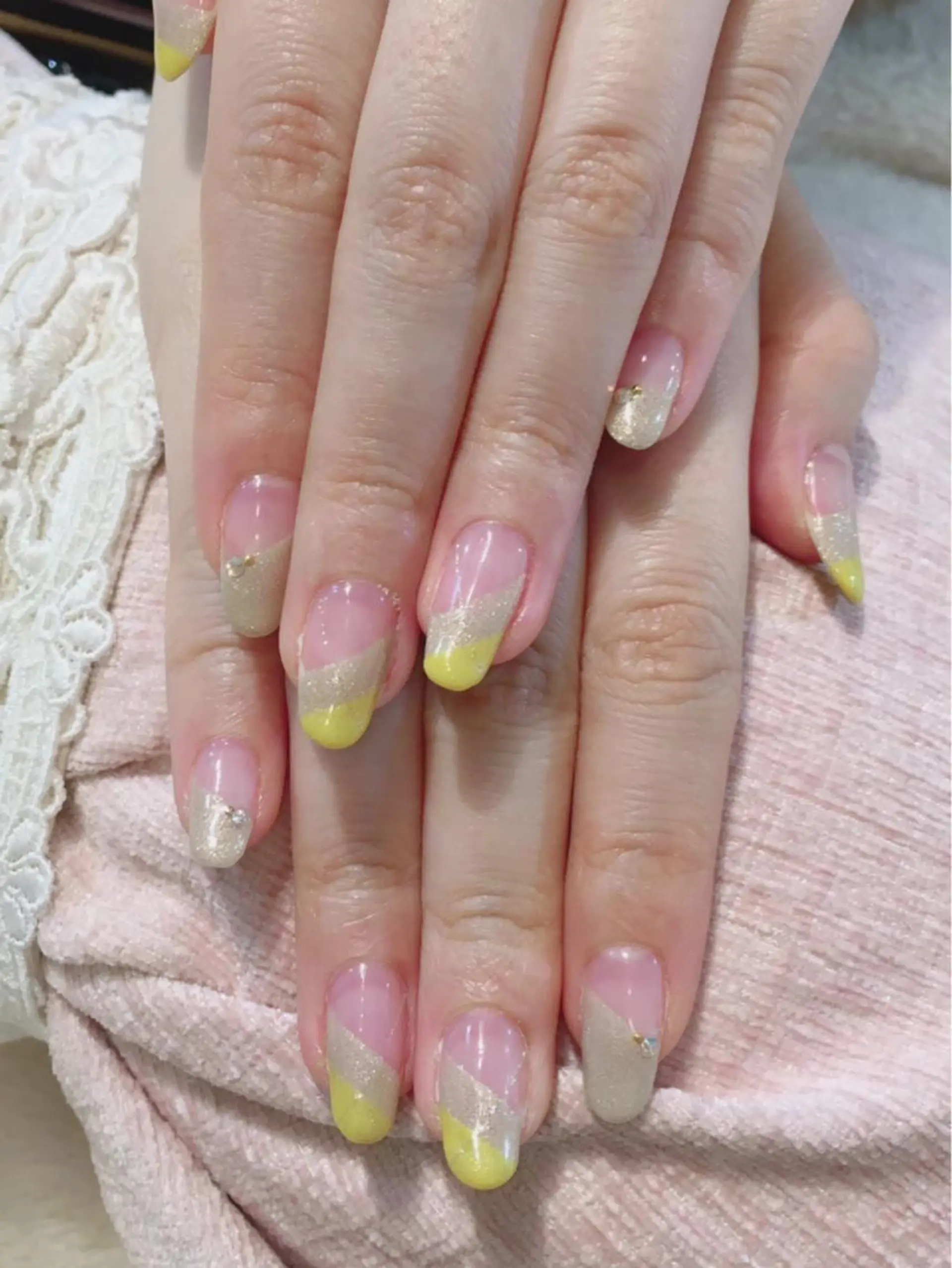 ネイル ビジューバイアクイユ ネイルズ　東中野店のネイルデザイン