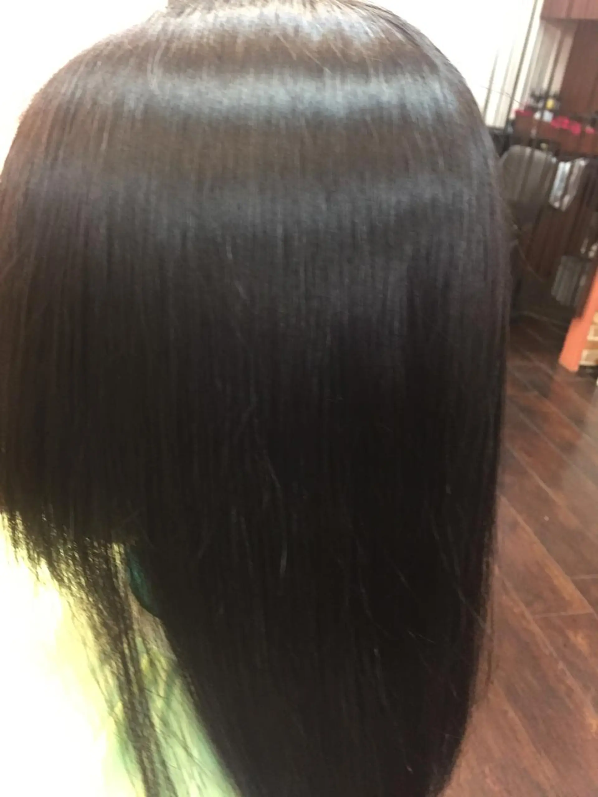 セミロング パーマ 桧山 真のヘアスタイル