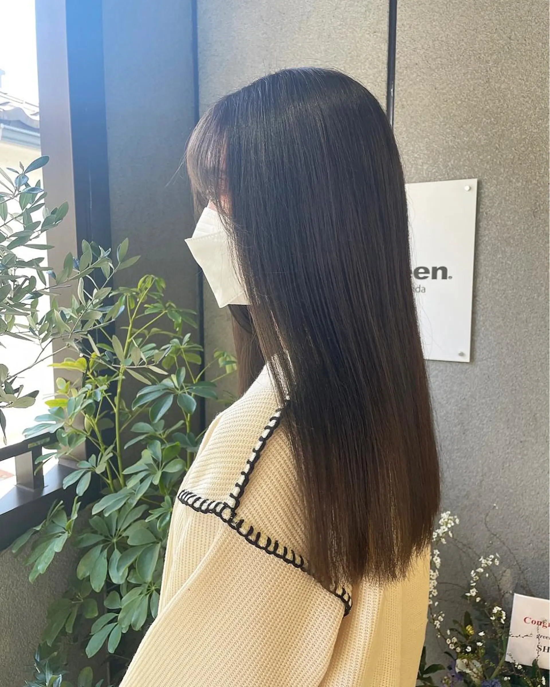 ロング カラー オリーブカラー オレンジ bloom yumaのヘアスタイル