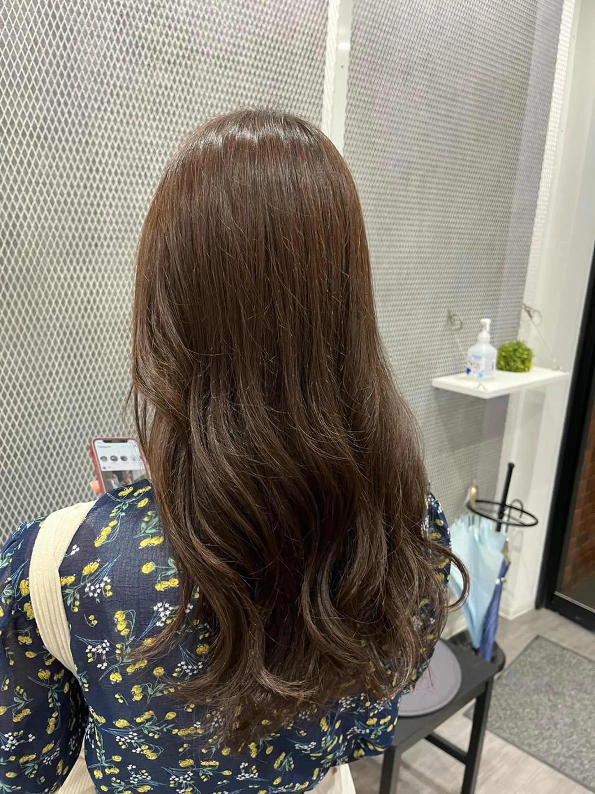 ロング カラー ベージュカラー ブリーチ 透明感カラー ミルクティーベージュ ブリーチなしカラー ヘアカラー トリートメント ミルクティー量産💙 💙ブリーチ特化💙のヘアスタイル