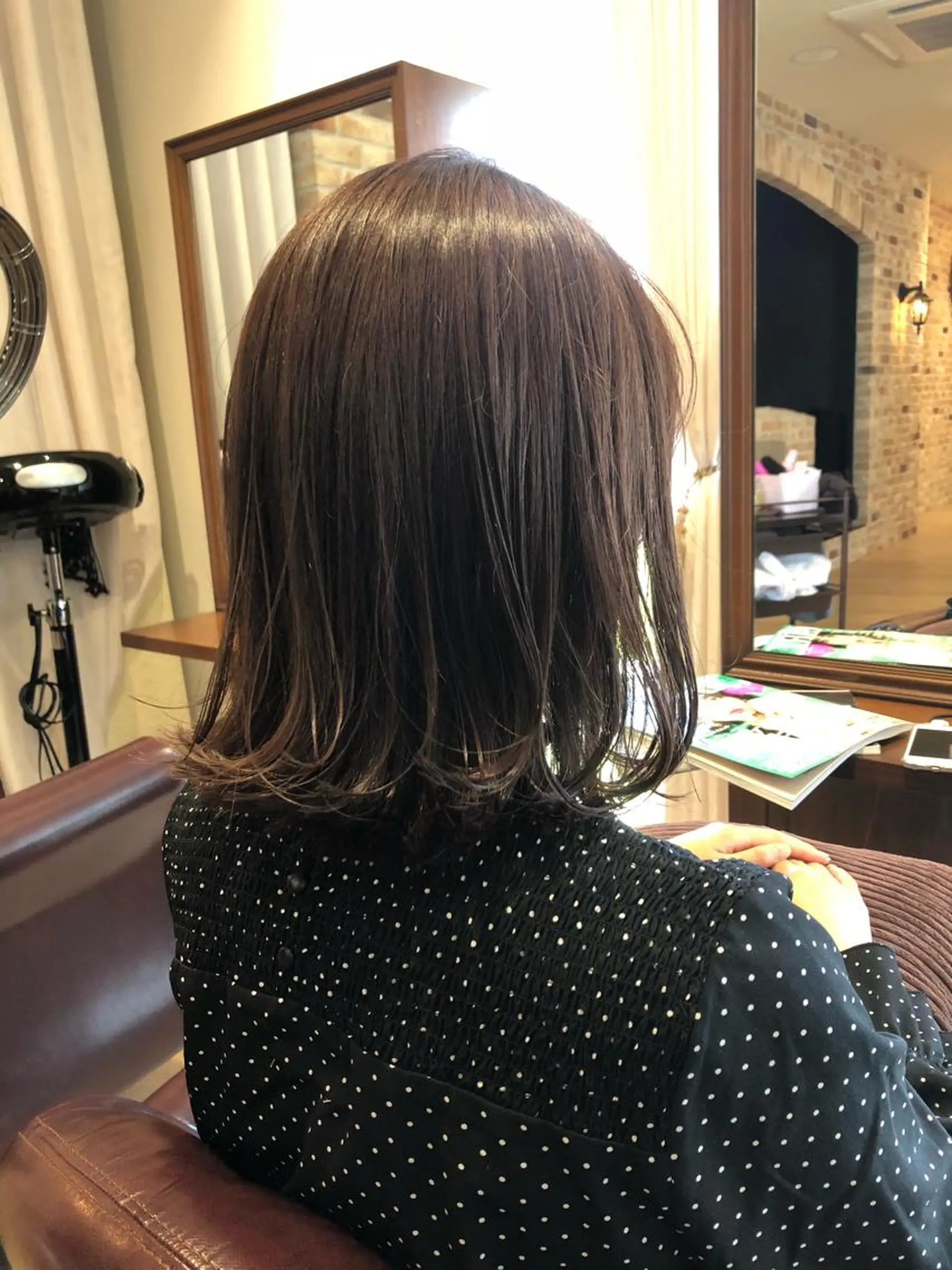 ミディアム カラー 新實 ゆりあのヘアスタイル