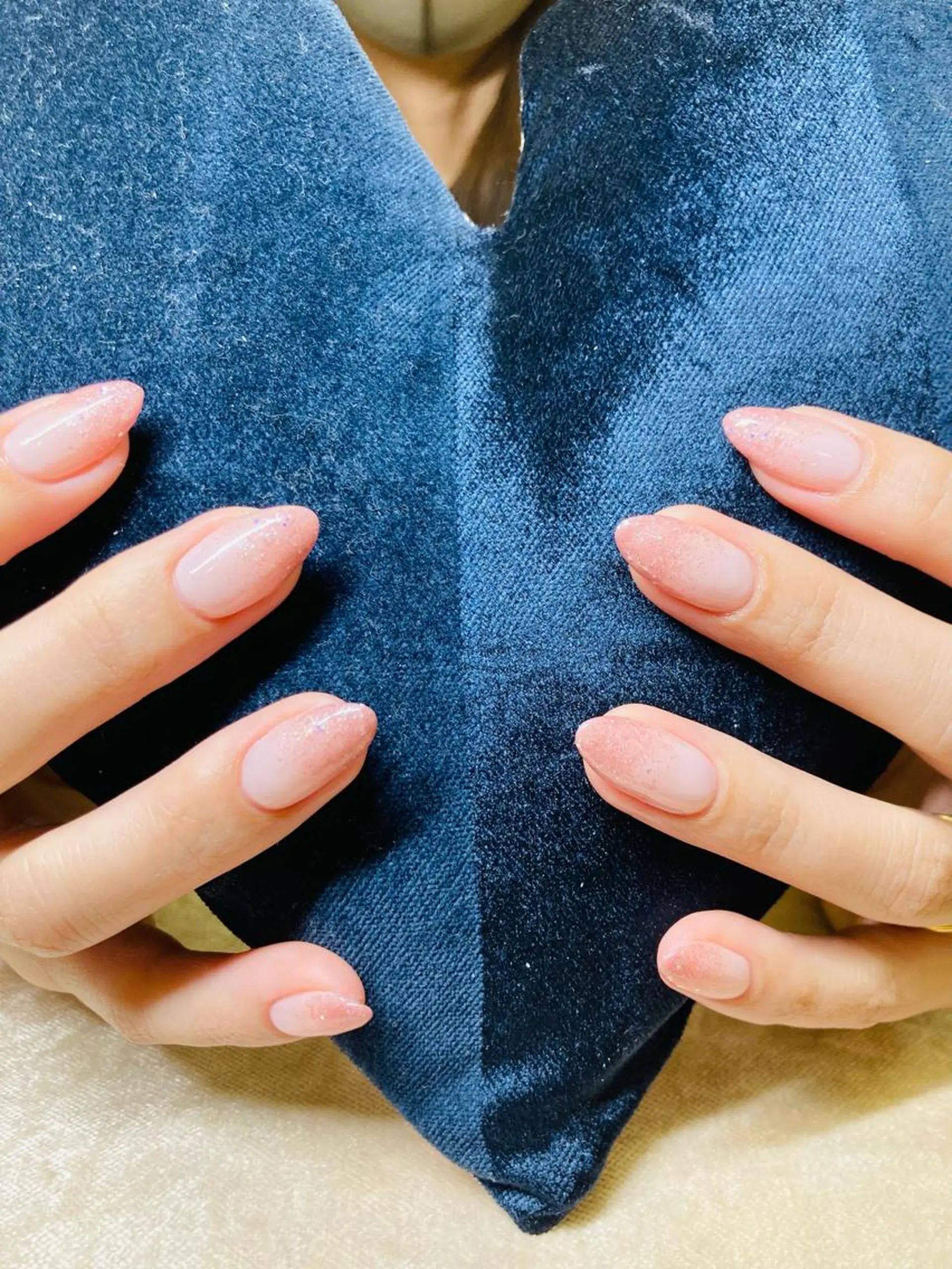 ネイル ECLAT エクラ所属・寺山 千鶴のネイルデザイン