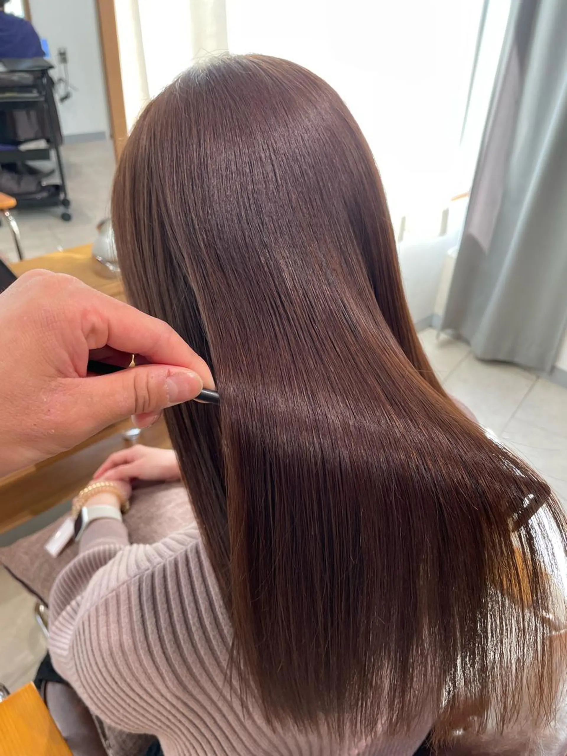 ロング カラー アクアカラー ブリーチ ケアカラー 髪質改善 韓国風ヘア カット ヘアカラー トリートメント ヘッドスパ 過去一の柔髪ヘア 🌿einshairのヘアスタイル
