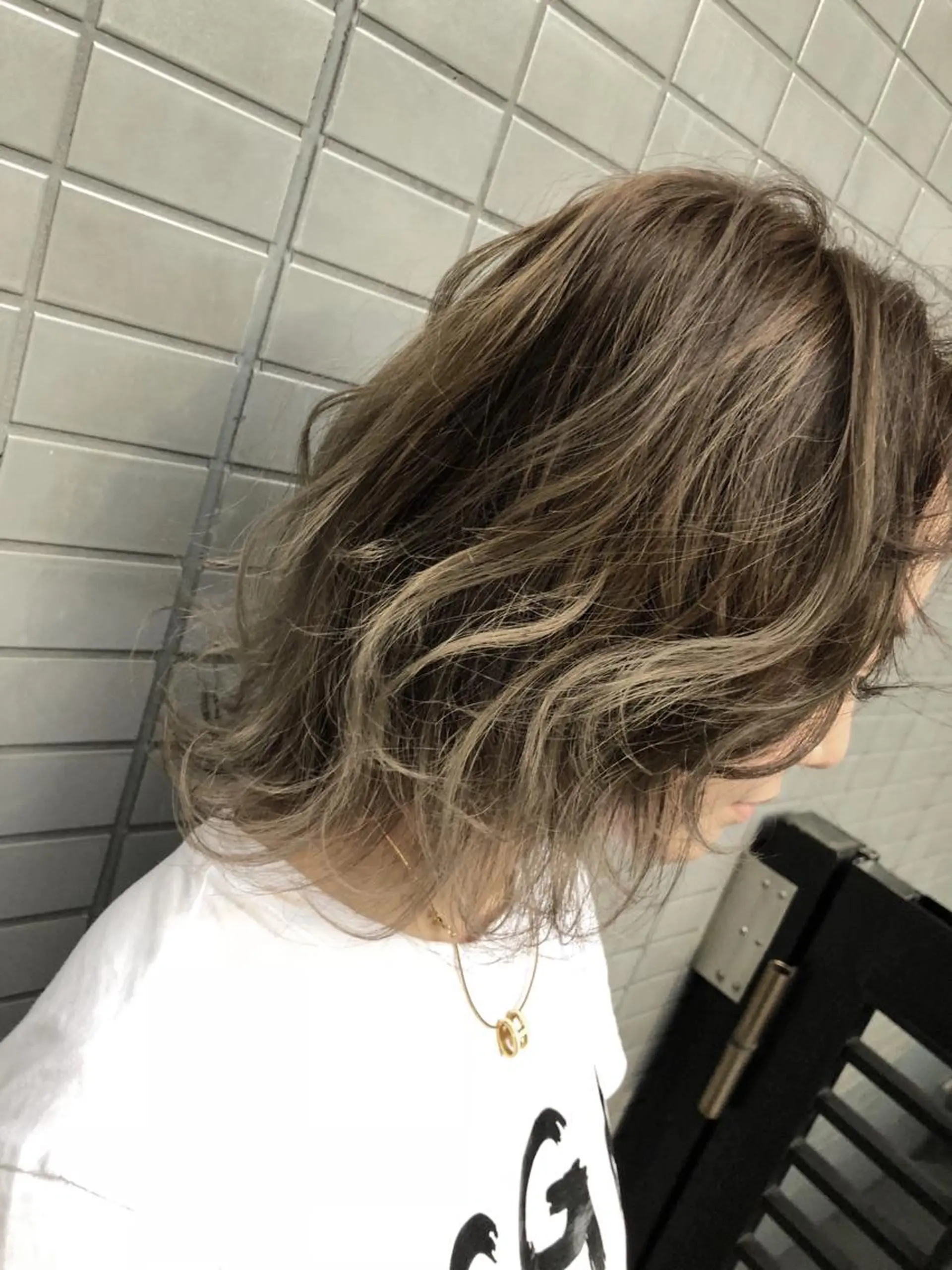 ミディアム カラー バレイヤージュ ベージュカラー ミルクティーベージュ レイヤーカット ヘアカラー PSY(サイ)所属・PSY(サイ)池袋 金田尚久🎨のヘアスタイル