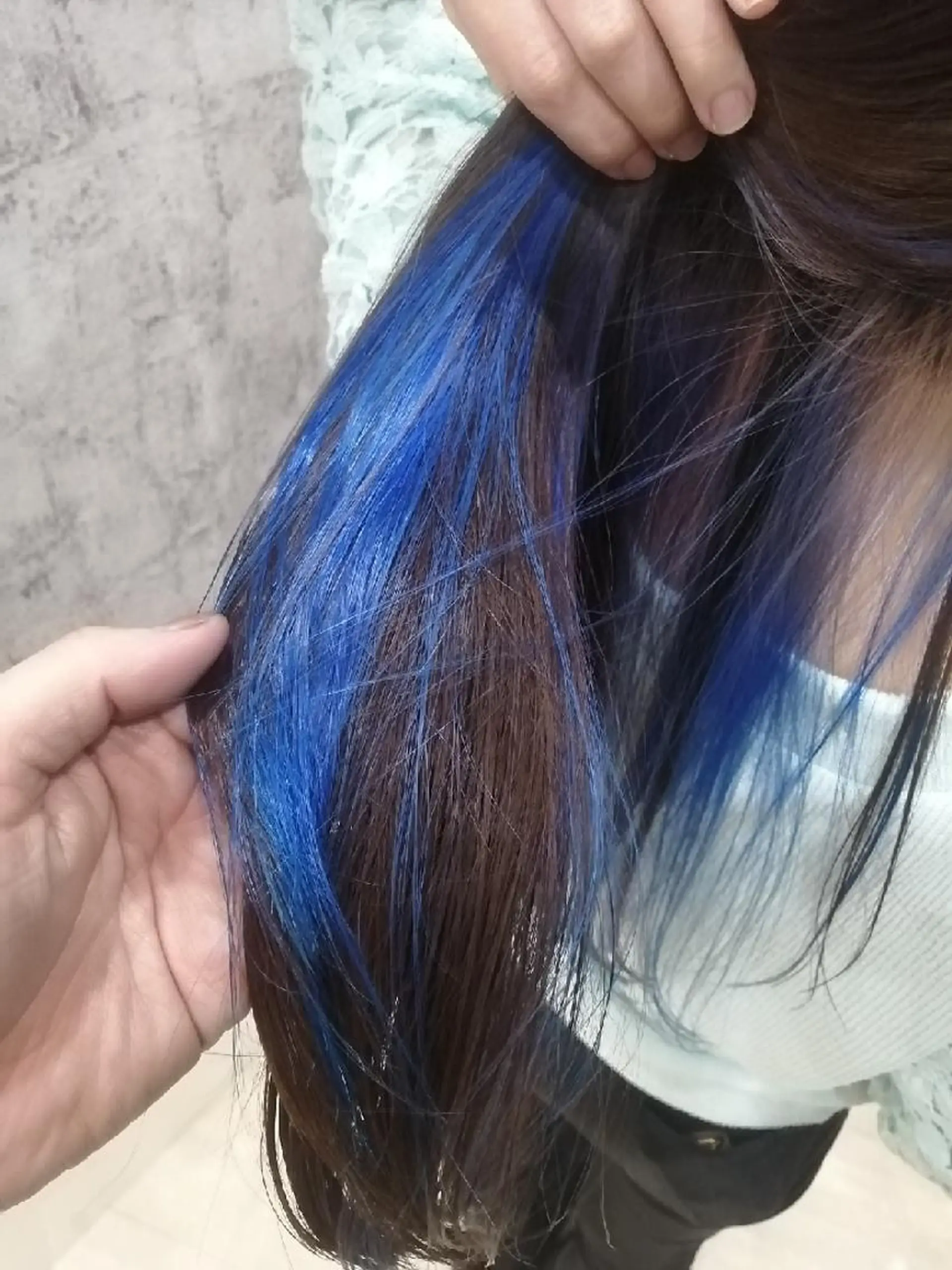 ロング カラー ブルーカラー インナーカラー ヘアカラー トリートメント sato shoheiのヘアスタイル