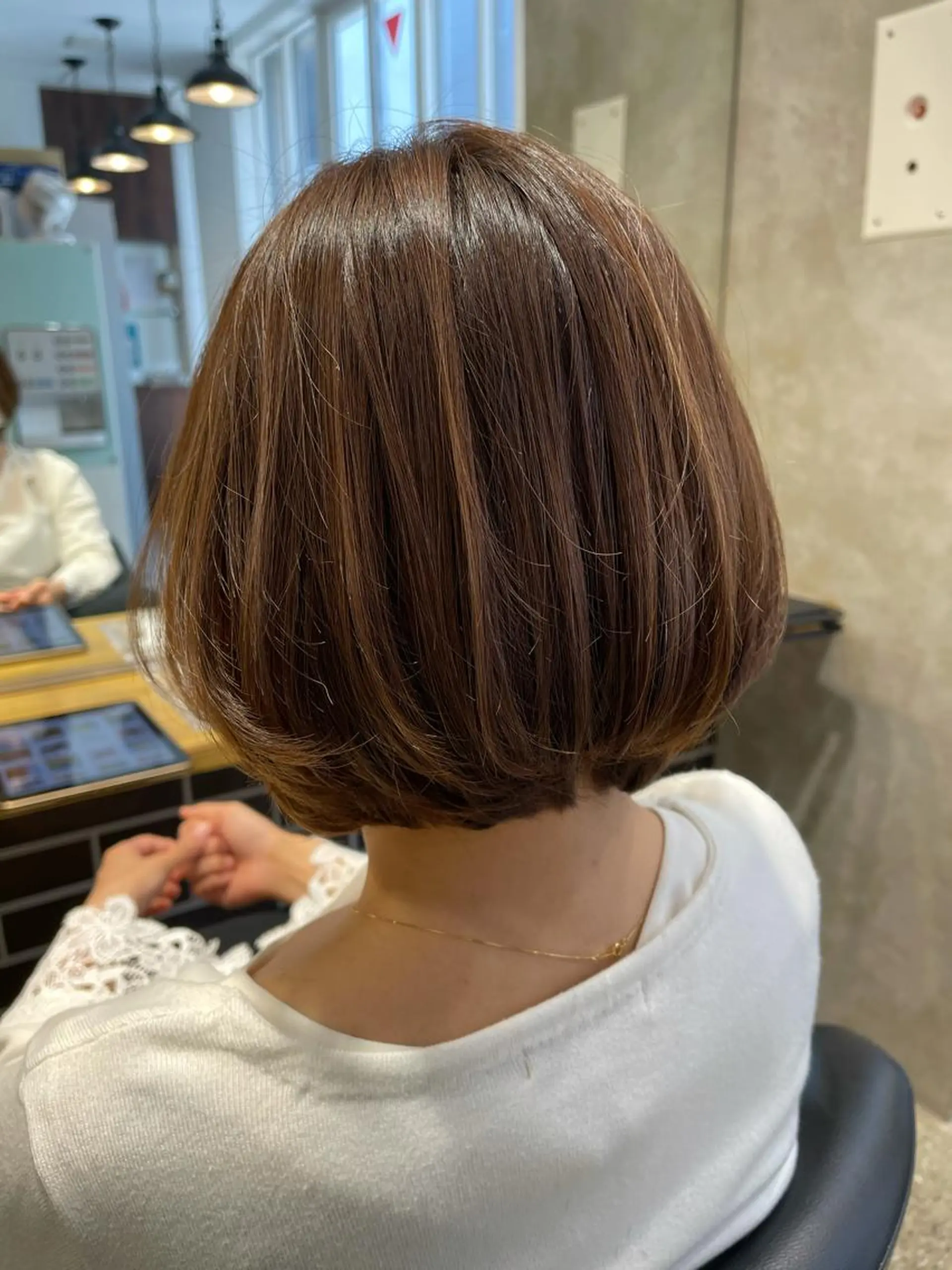 ショート カラー WISTERIA P LUS1 ikumiのヘアスタイル