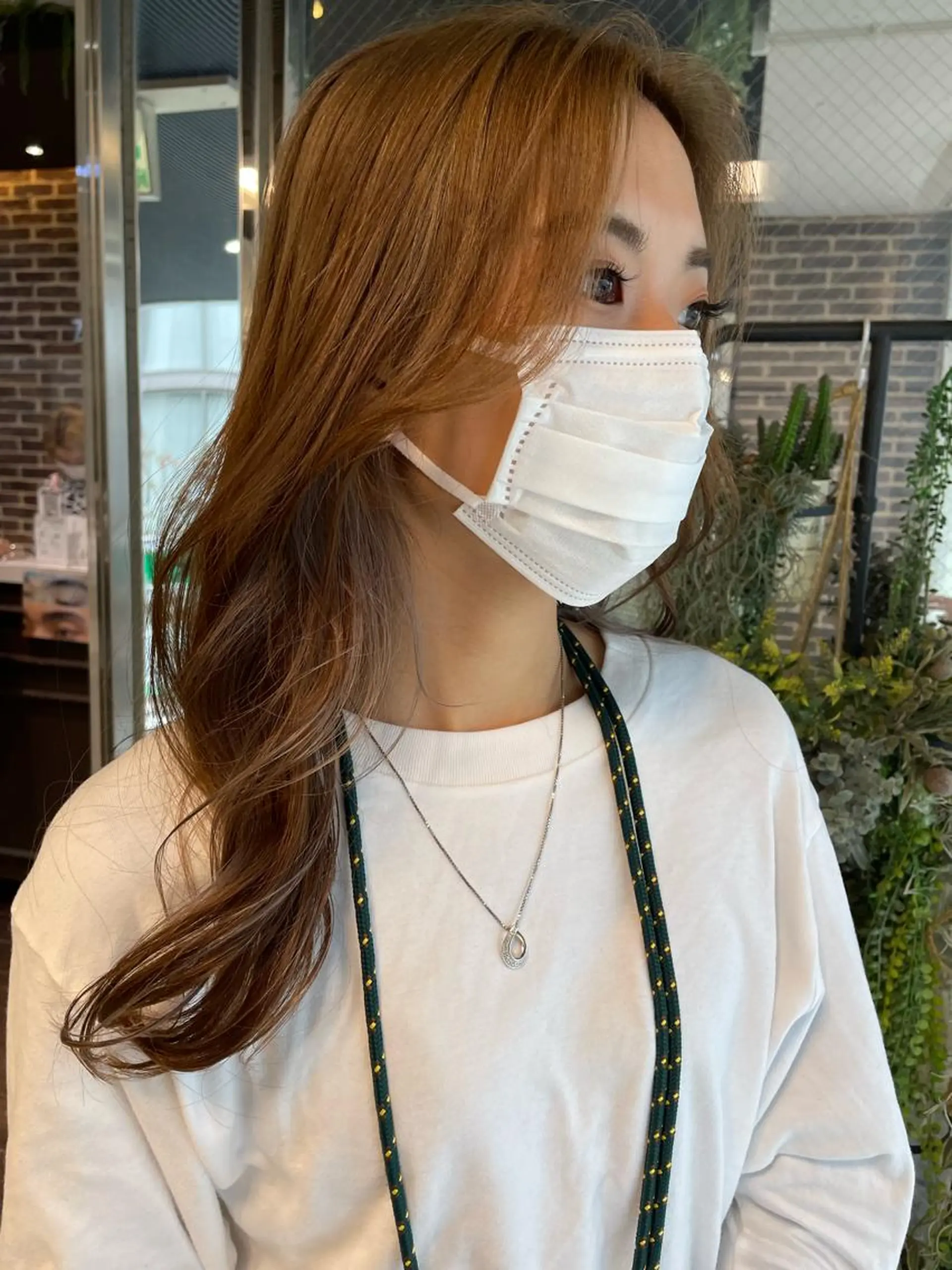 ロング カラー ベージュカラー ブリーチ ハイトーンカラー 韓国風ヘア 韓国ヘア🦋 MIYUのヘアスタイル