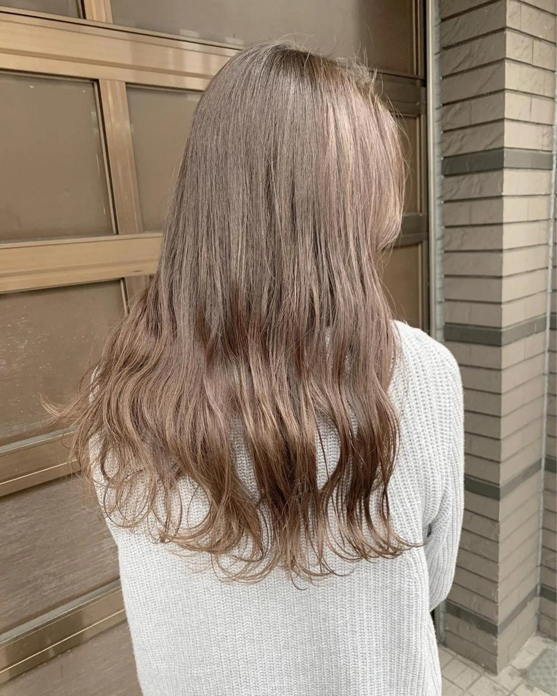 ミディアム カラー カット ヘアカラー トリートメント SOA所属・西村あきや トレンド韓国ヘアのヘアスタイル