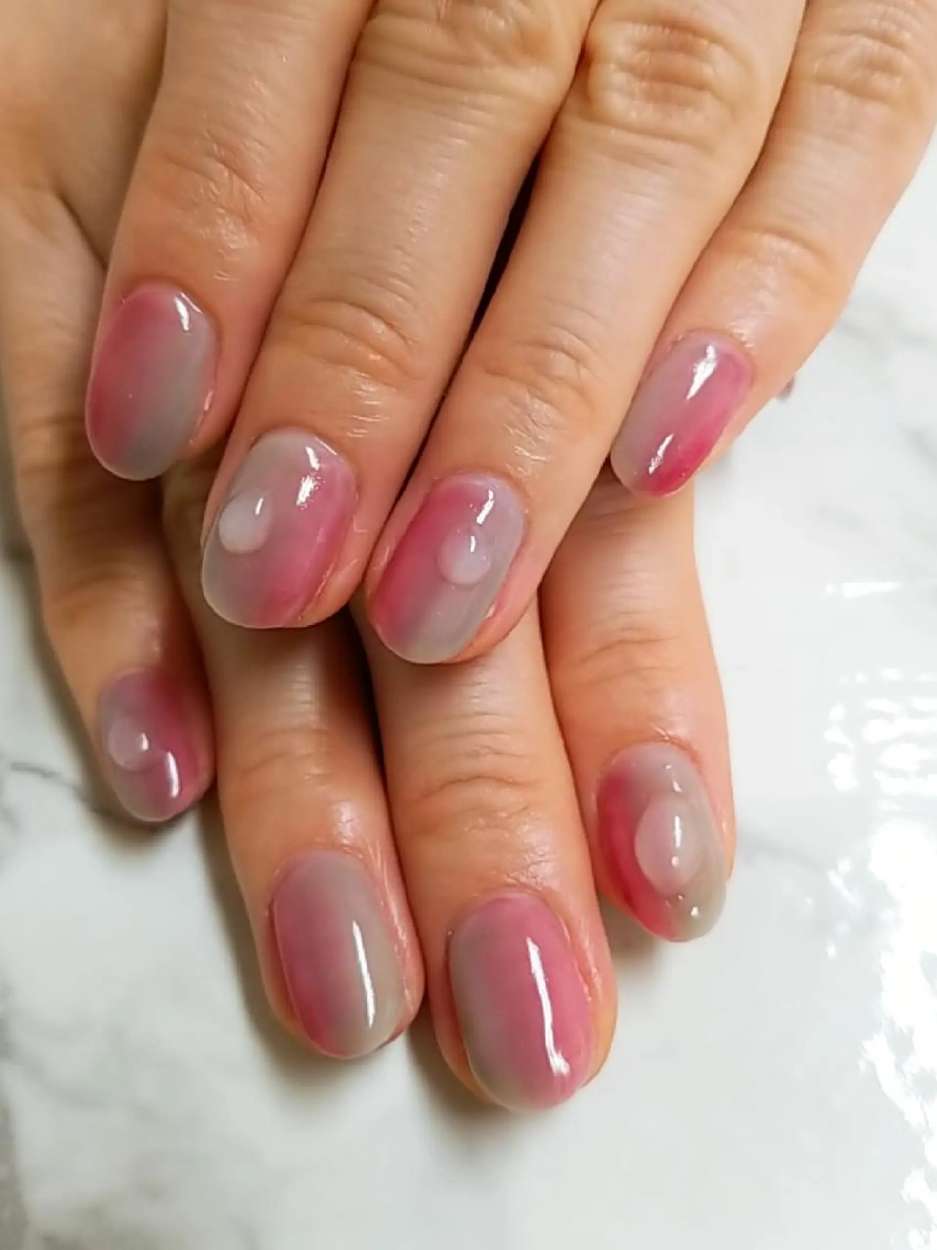 ネイル アートネイル ジェルネイル 持ち込み ニュアンスネイル パラジェル スカルプ指名No.1 河野　雑誌掲載サロンのネイルデザイン