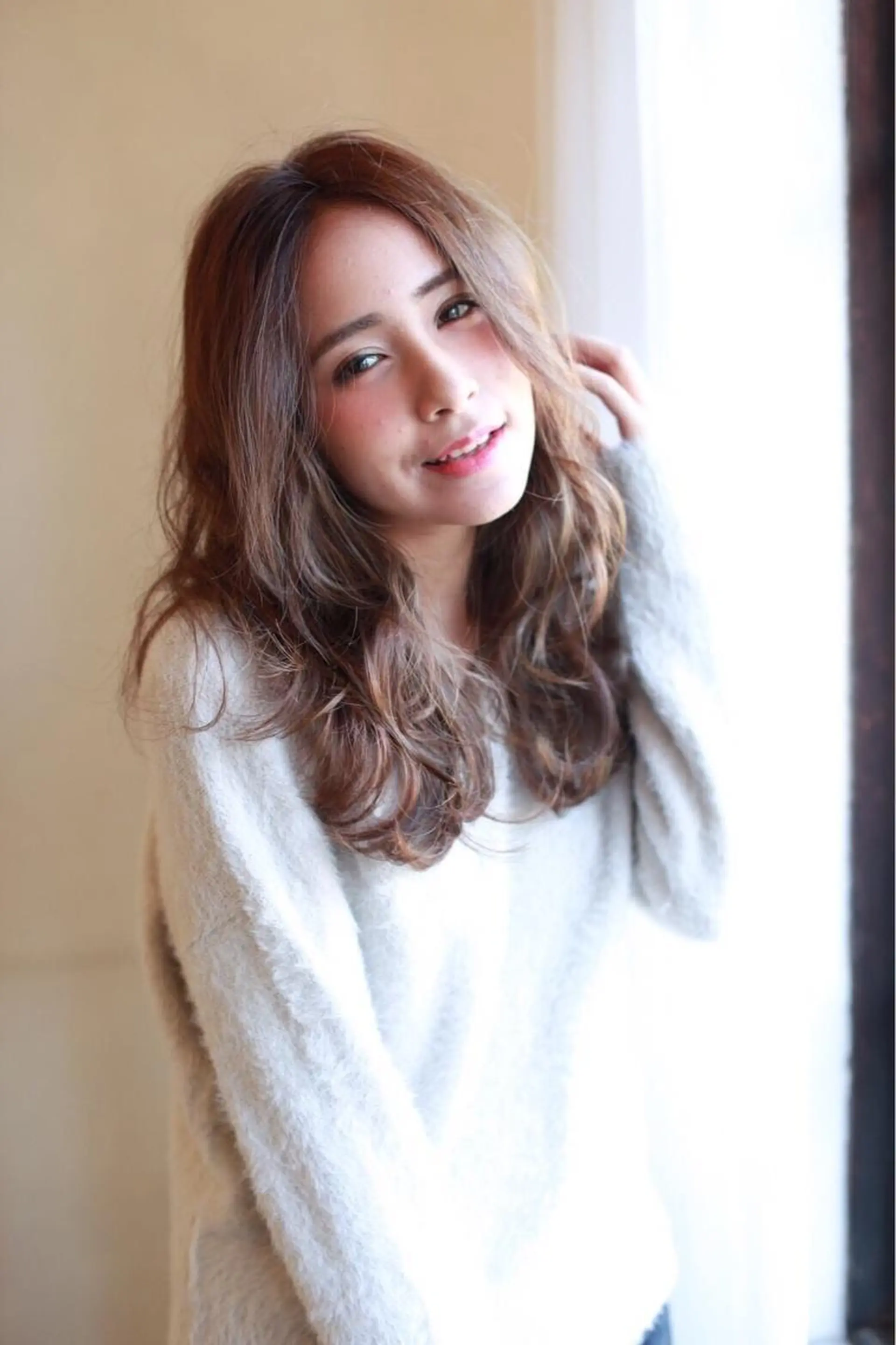 ロング カラー AQUA 平田真一のヘアスタイル