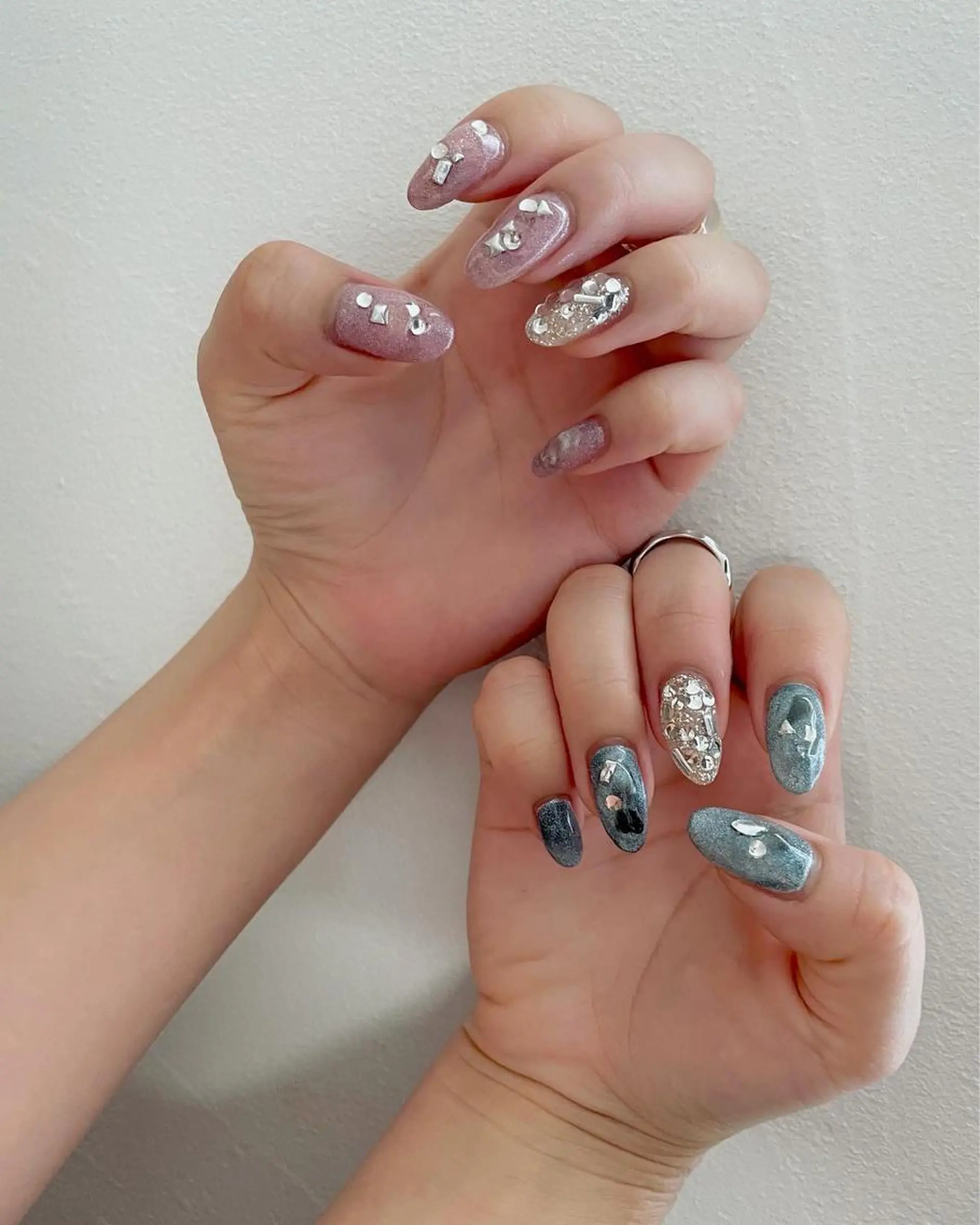 ネイル フットネイル ジェルネイル 韓国ネイル マグネットネイル ニュアンスネイル 甲府市徳行 🧸prunelleのネイルデザイン