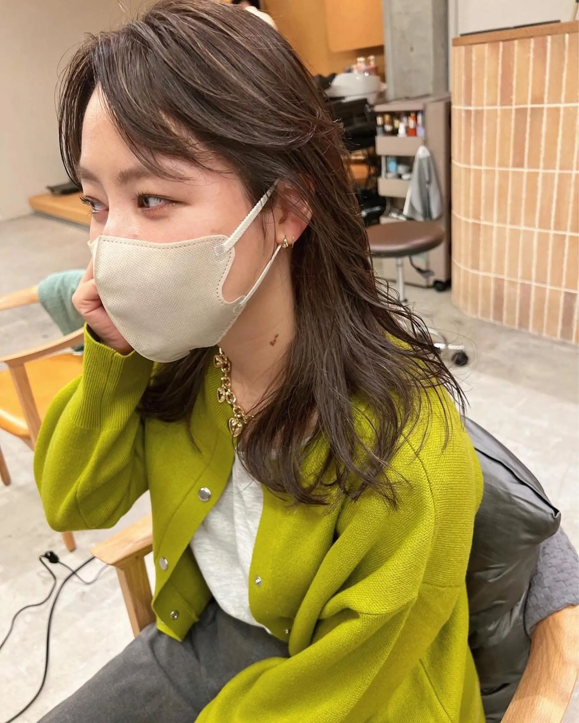 ロング カラー 透明感カラー ハイライトカラー 顔周りカット 外国人風カラー ハイライト カット ヘアカラー 誰より丁寧なカット/ 小林輝/レイヤーのヘアスタイル