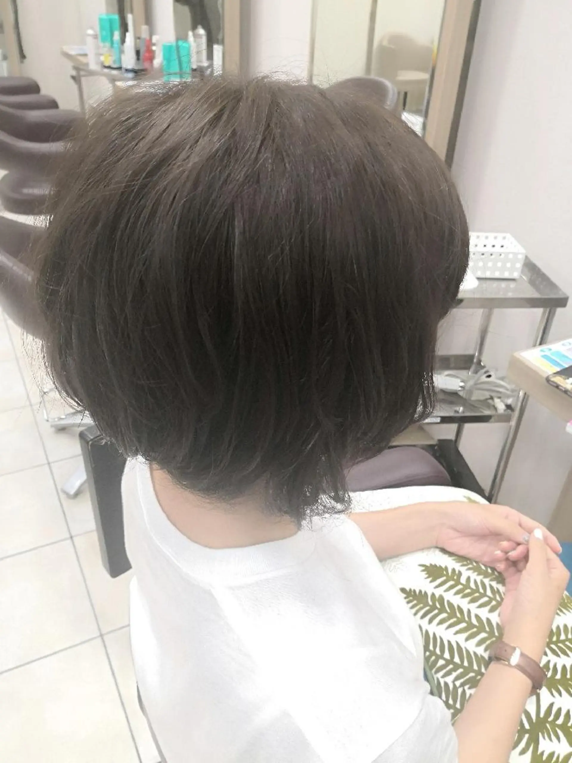 ミディアム カラー ブルーカラー ブルージュ ヘアカラー 🩶ハイライトカラー 🩶ASH西葛西鈴木のヘアスタイル