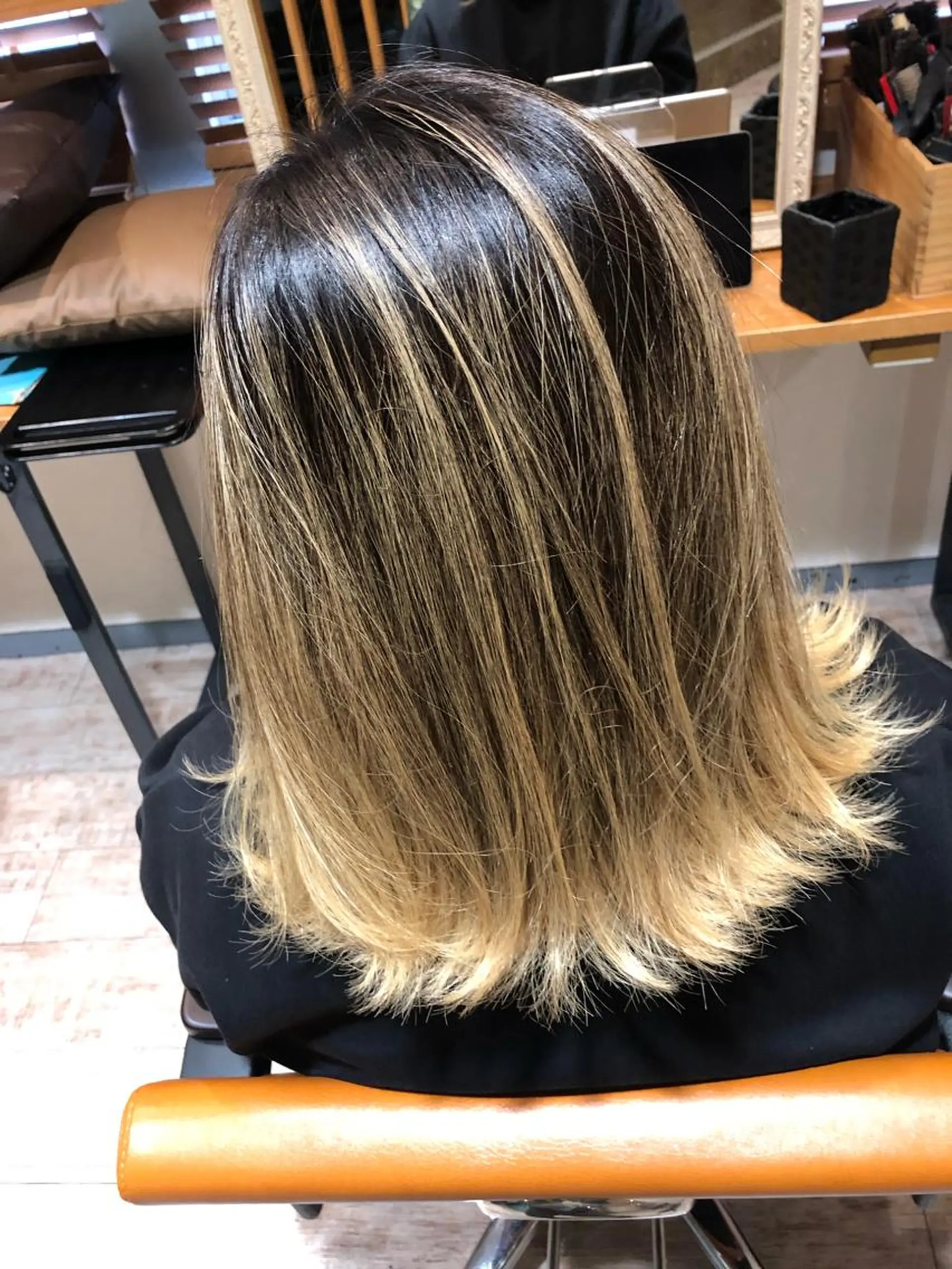 ミディアム カラー olino 【オリノ】西田辺のヘアスタイル