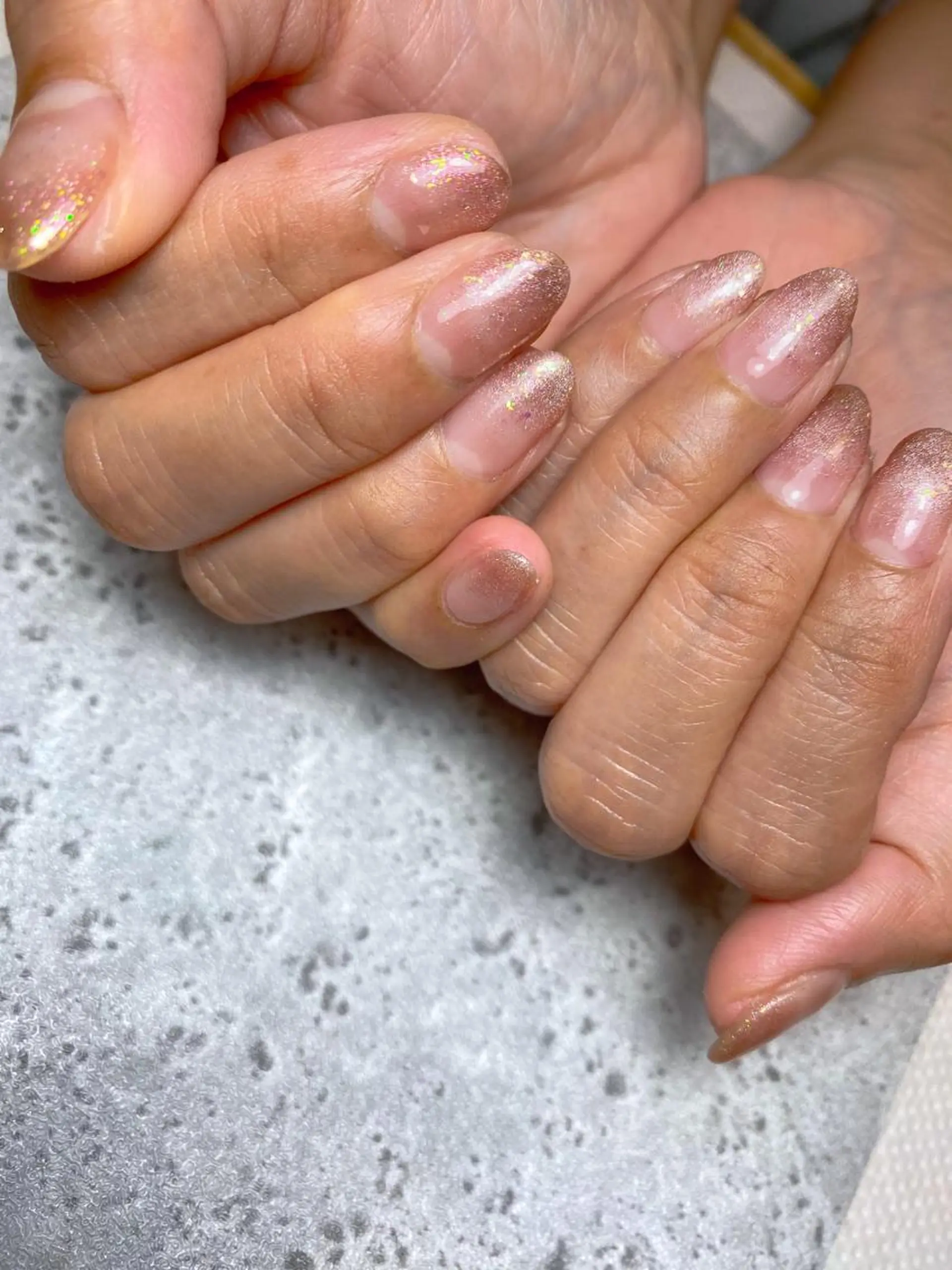 ネイル グラデーション マグネットネイル ハンドネイル 🌿Charme🌿 MAIのネイルデザイン