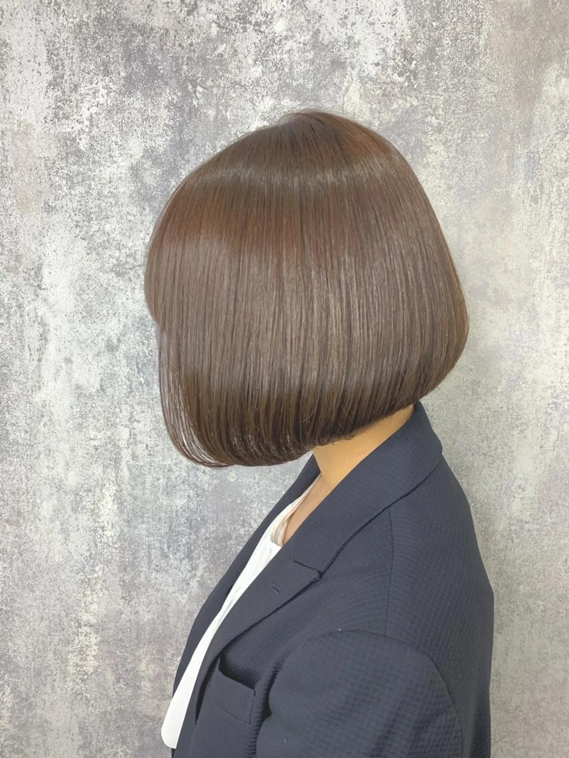 ショート カラー パーマ ヘアアレンジ メンズ ベージュカラー ボブ カット 縮毛矯正 Zina福岡天神🪞 髪質改善🪞レイヤーのヘアスタイル