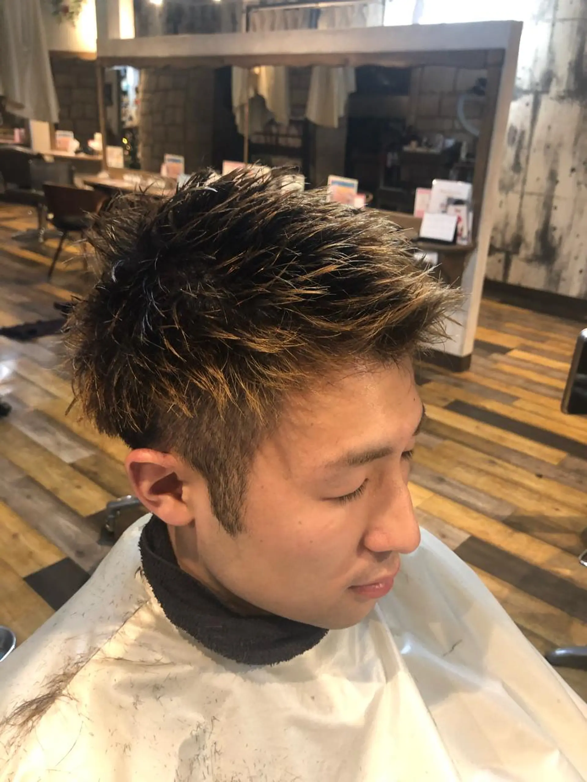 カラー メンズ メンズブリーチ ブリーチ カット ヘアカラー パーマ 💈大人の渋髪💈 店長　大橋侑弥のヘアスタイル