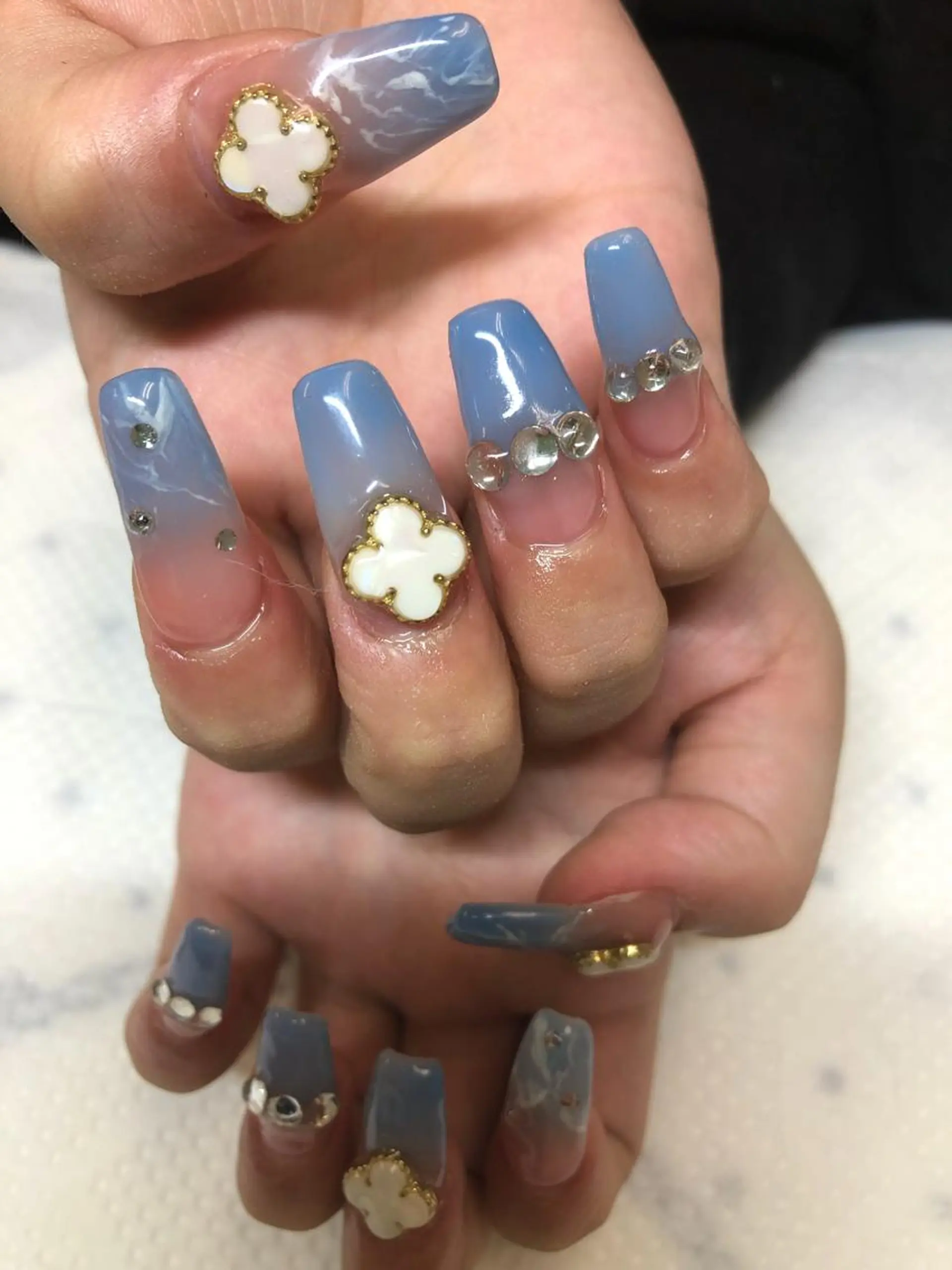 ネイル 💝Aki Nail💝のネイルデザイン