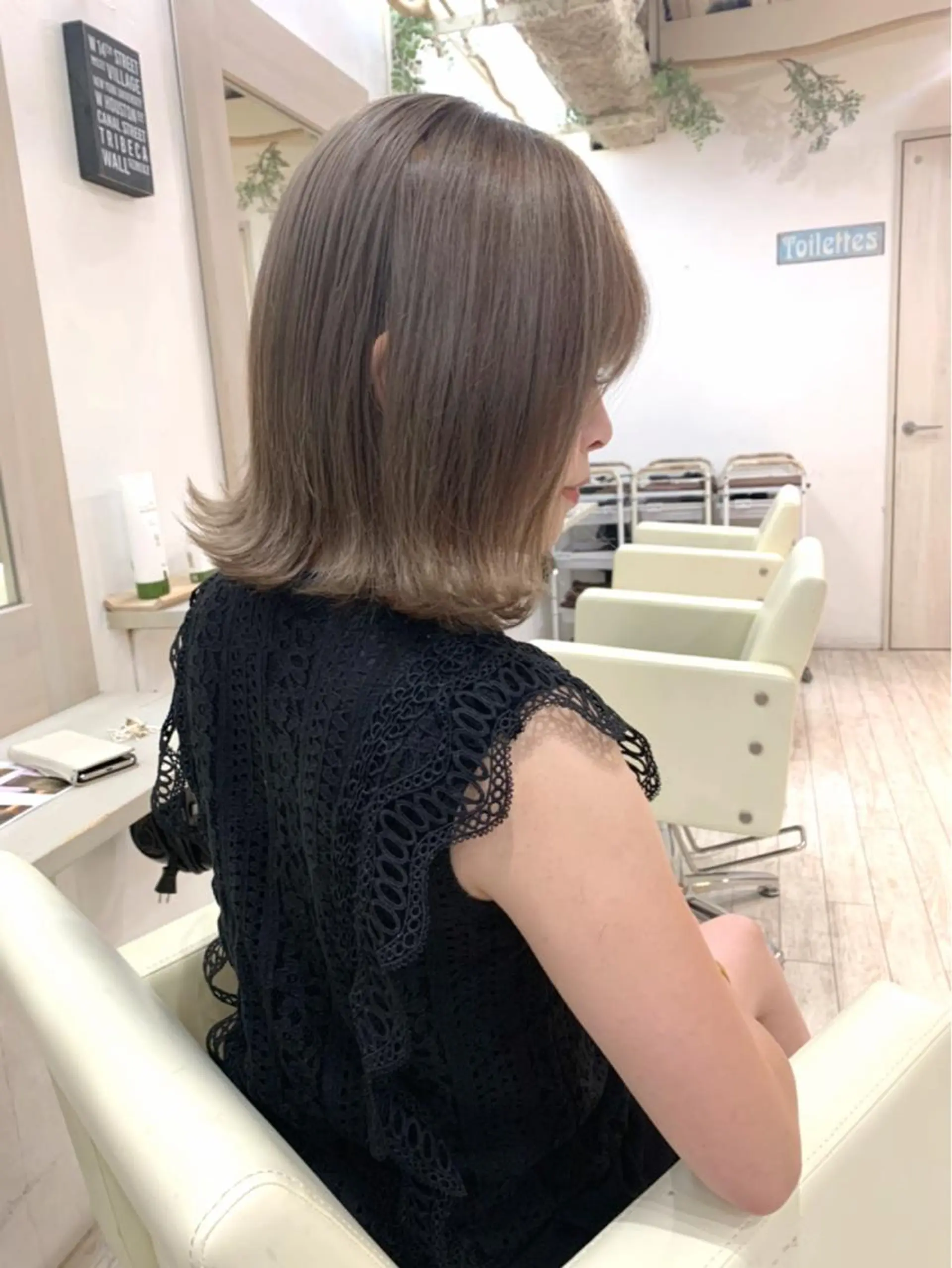 ミディアム カラー カット ヘアカラー 京都大人女性ショート 徒歩1分/秋山のヘアスタイル