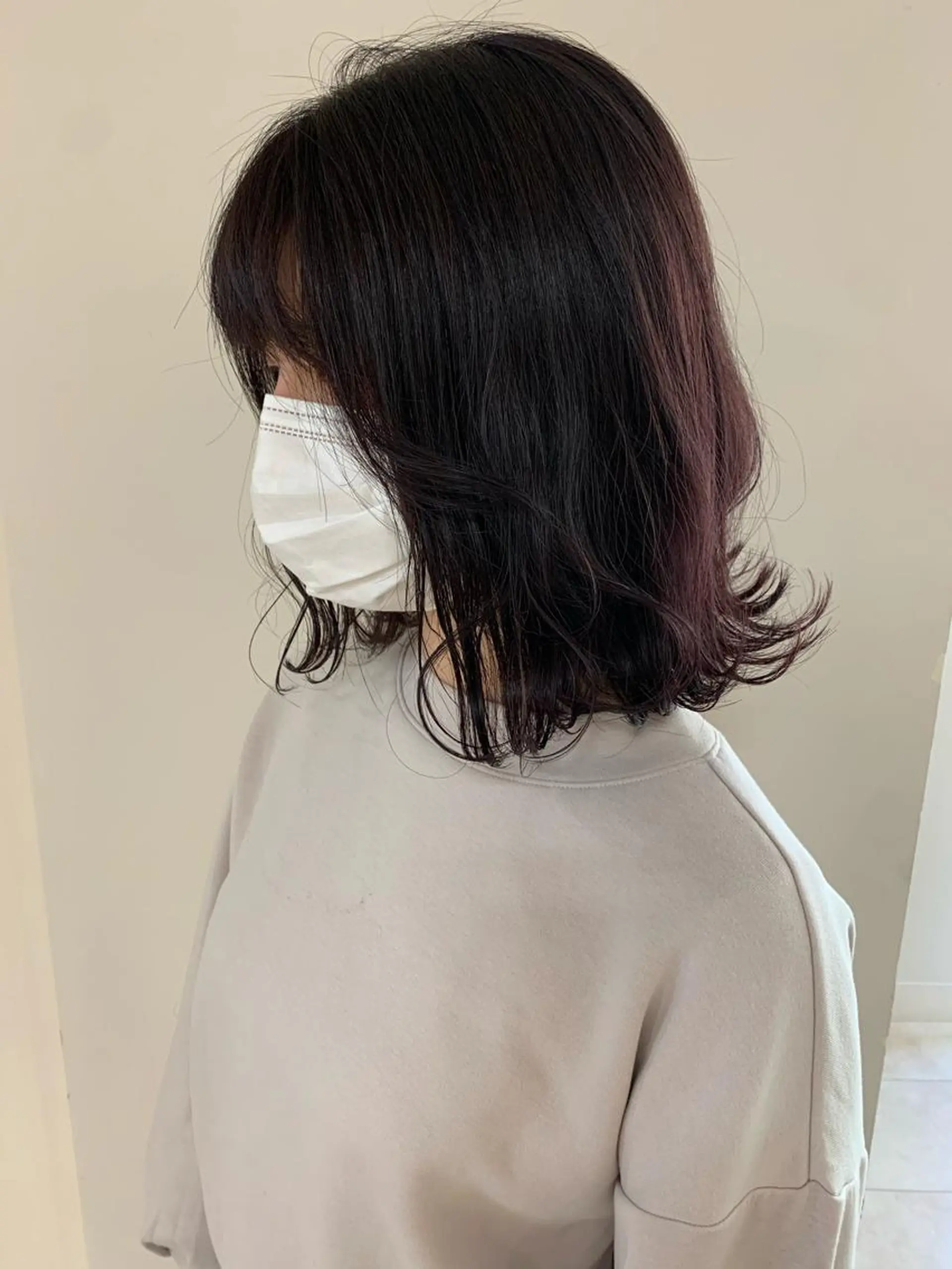 ミディアム カラー ヘアカラー ヘッドスパ 顔まわりカット✄ ベージュカラー🧸のヘアスタイル