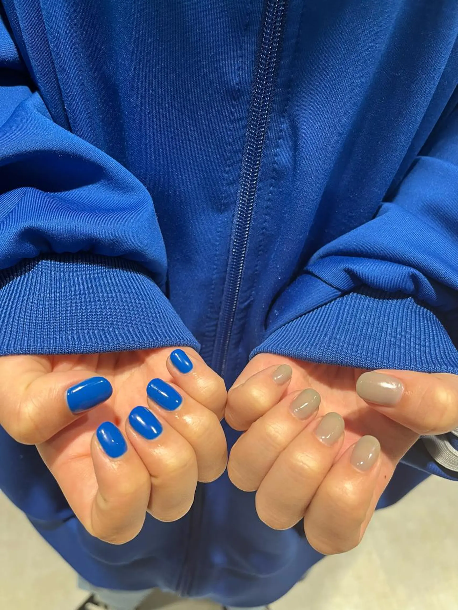 ネイル ブルー 小川 奈々花のネイルデザイン