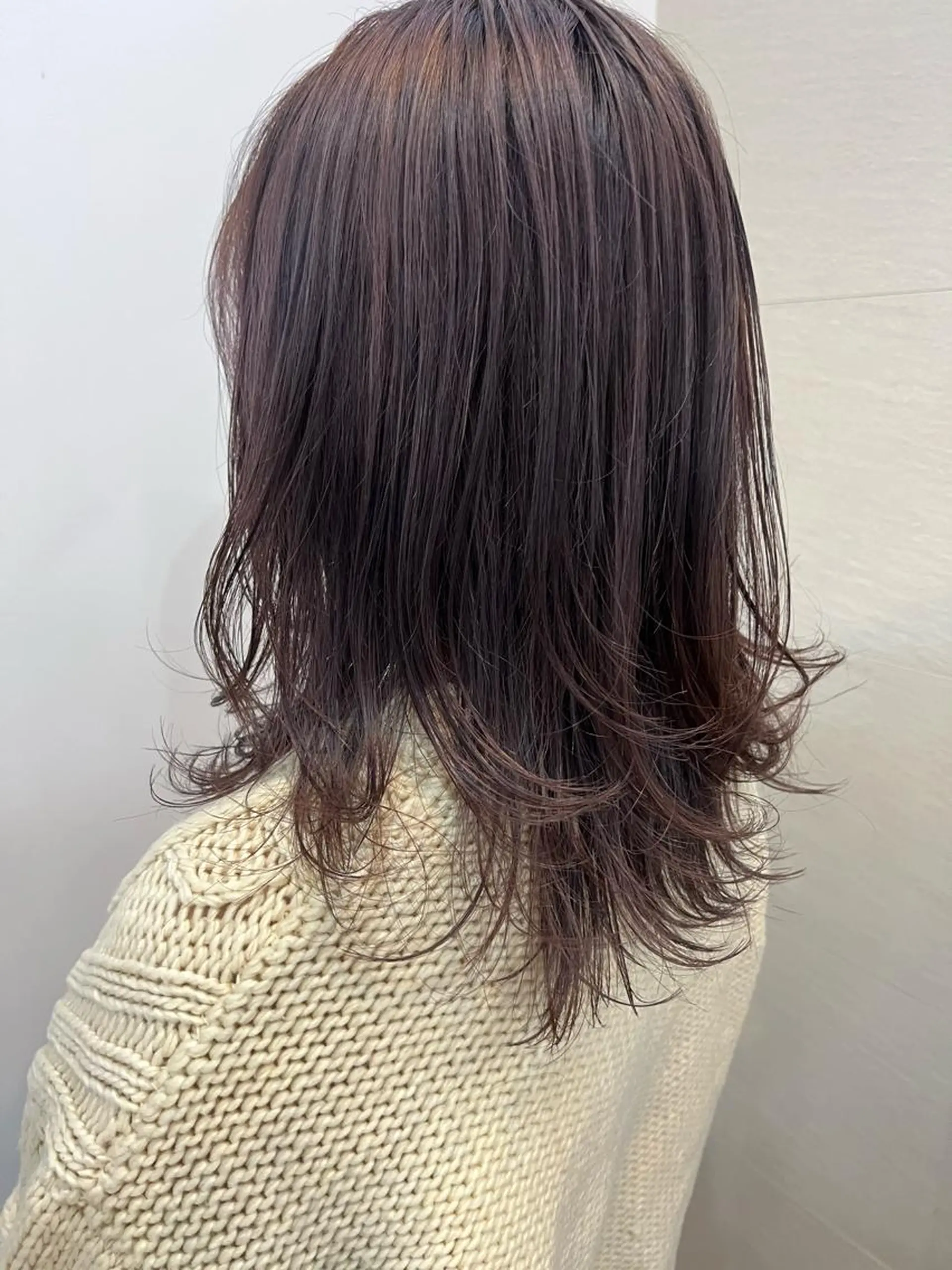 ミディアム カラー レイヤーカット メンズカット曲がる 縮毛矯正佐々木タクマのヘアスタイル