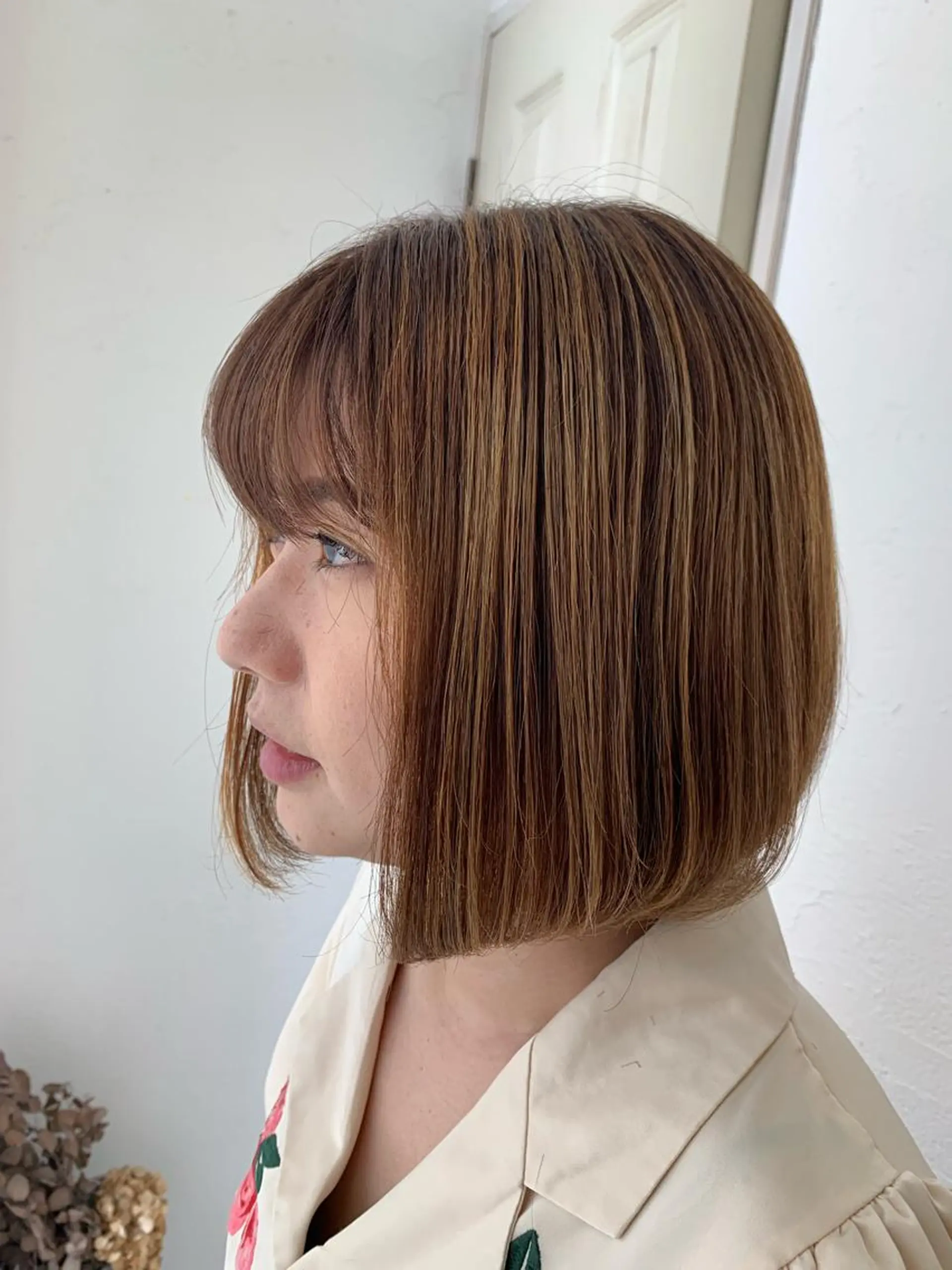 ミディアム カラー fio マナミのヘアスタイル
