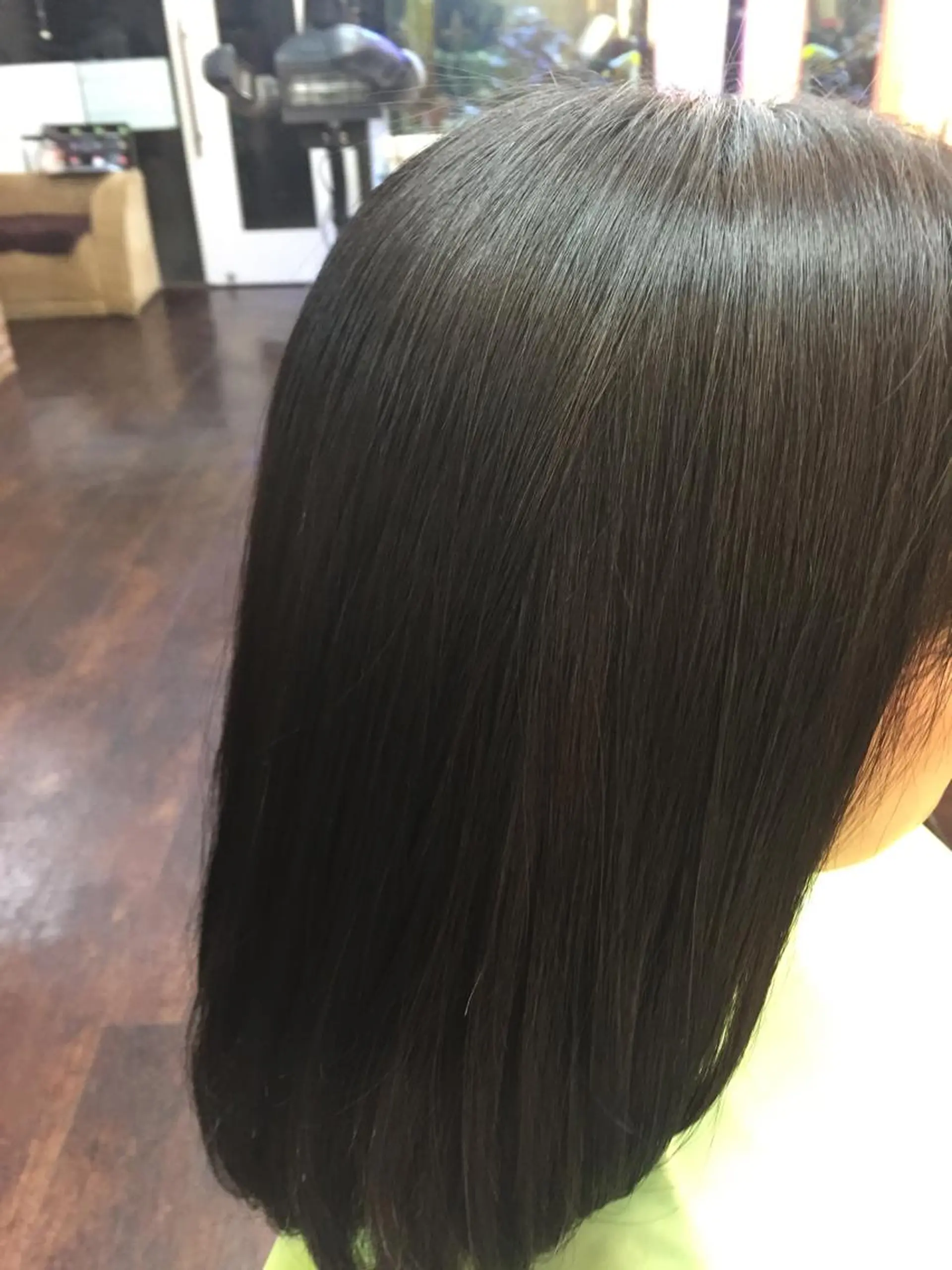 セミロング パーマ 桧山 真のヘアスタイル