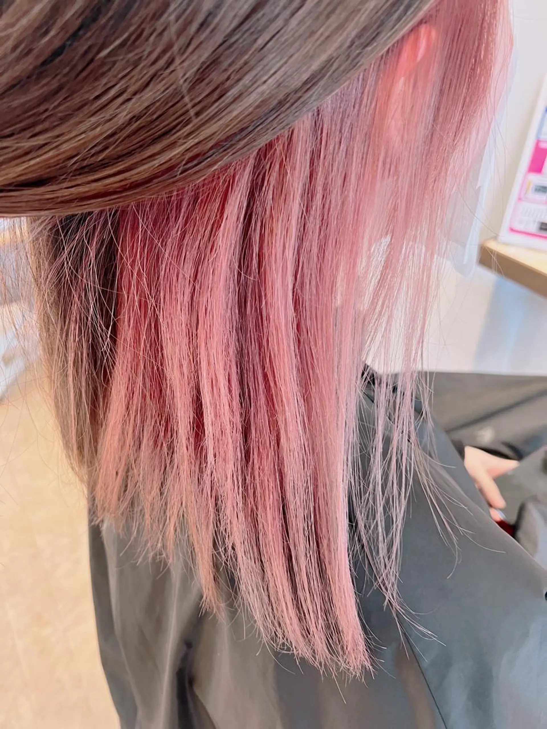 セミロング カラー 髪質改善TR特化 副店長 坂田一樹】のヘアスタイル