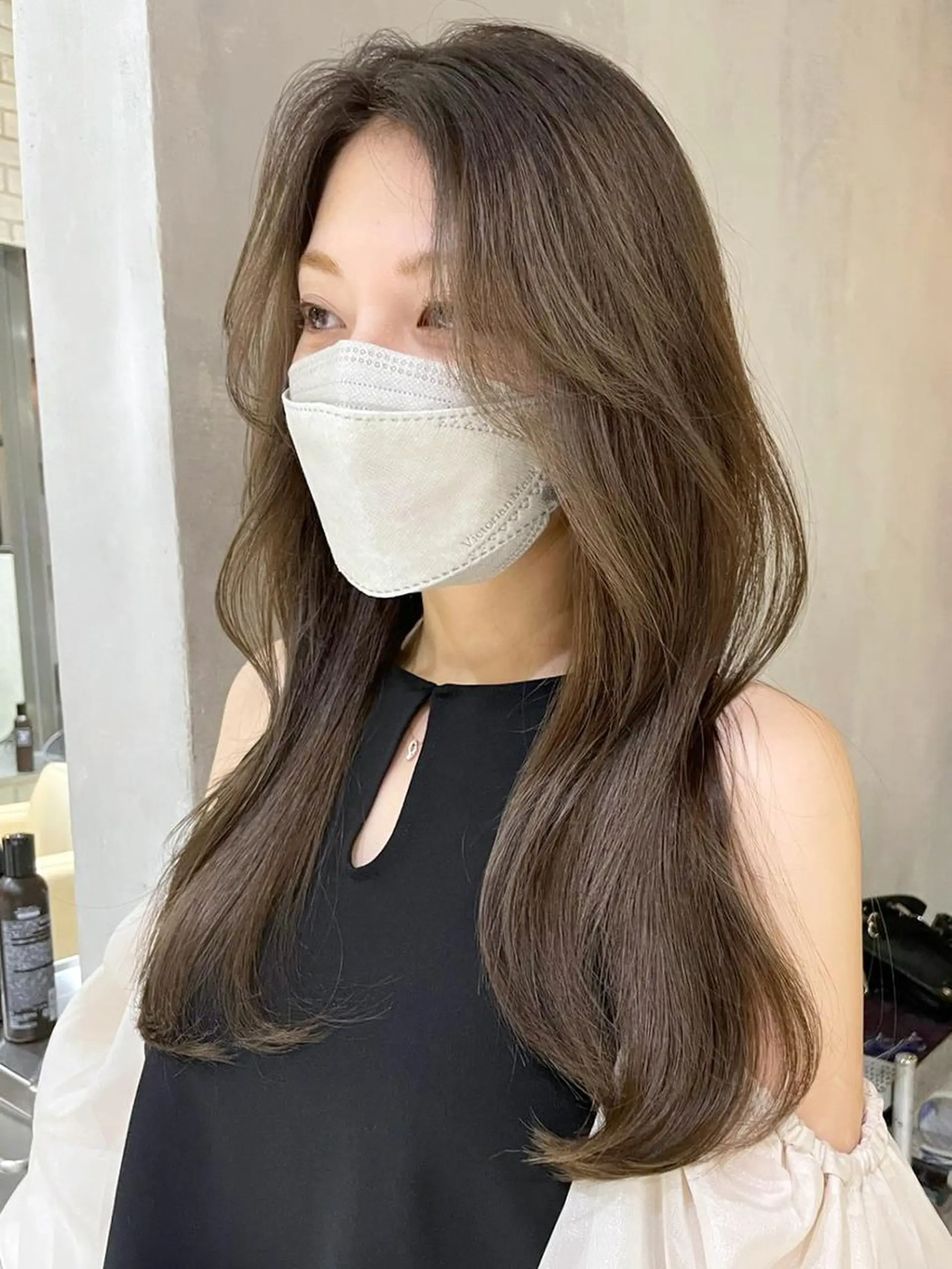 セミロング ヘアアレンジ パーマ カラー グレージュ くびれヘア ITbyALBUM 藤沢店のヘアスタイル